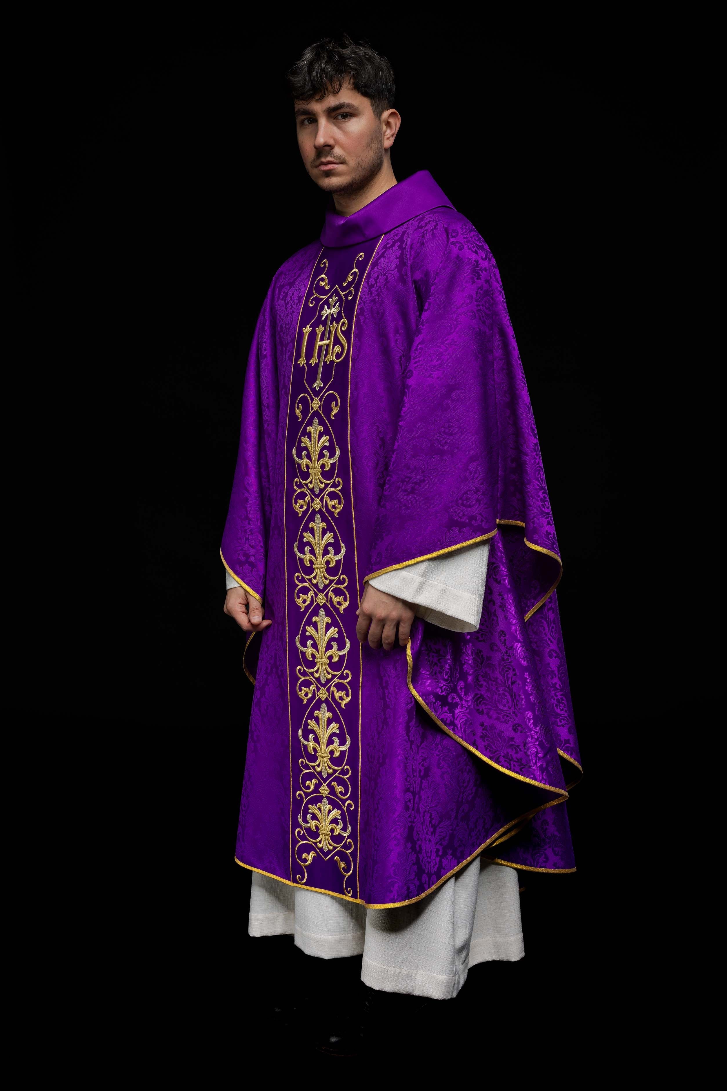 Richly embroidered purple IHS chasuble - HAFTINAUSA.COM