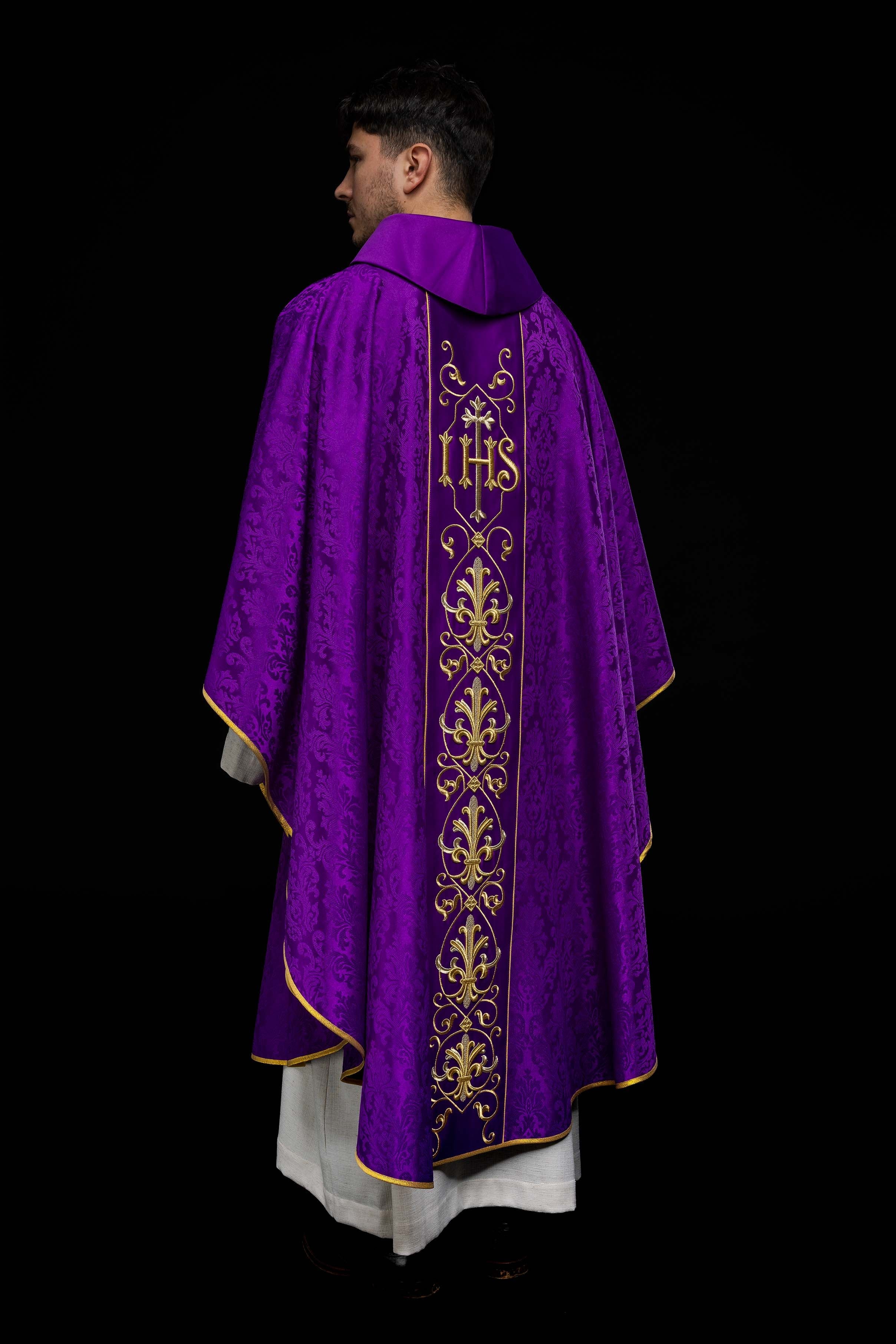 Richly embroidered purple IHS chasuble - HAFTINAUSA.COM