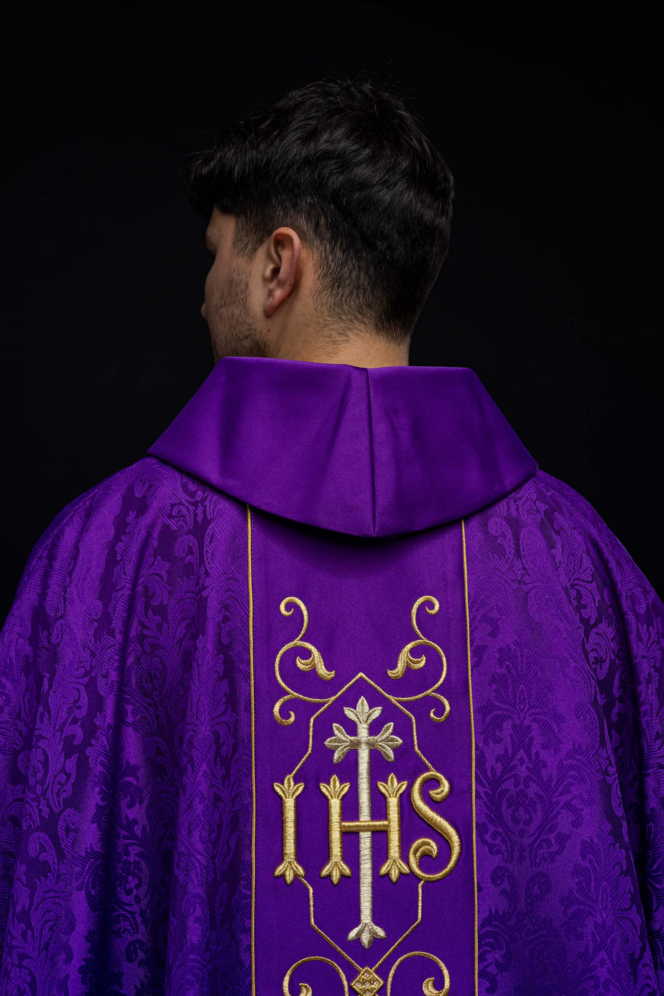 Richly embroidered purple IHS chasuble - HAFTINAUSA.COM