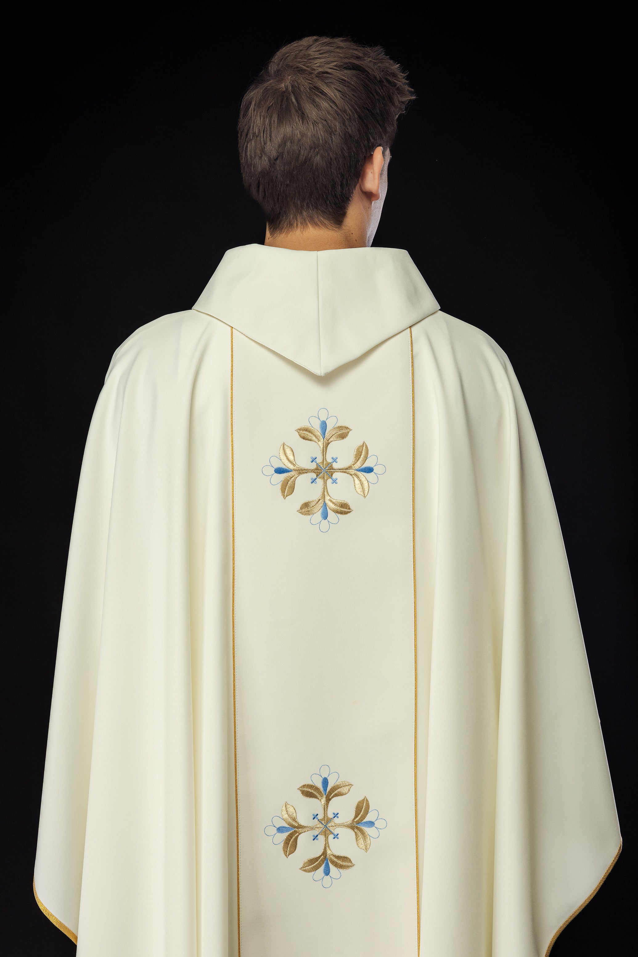 Chasuble with embroidered Our Lady and Child motif