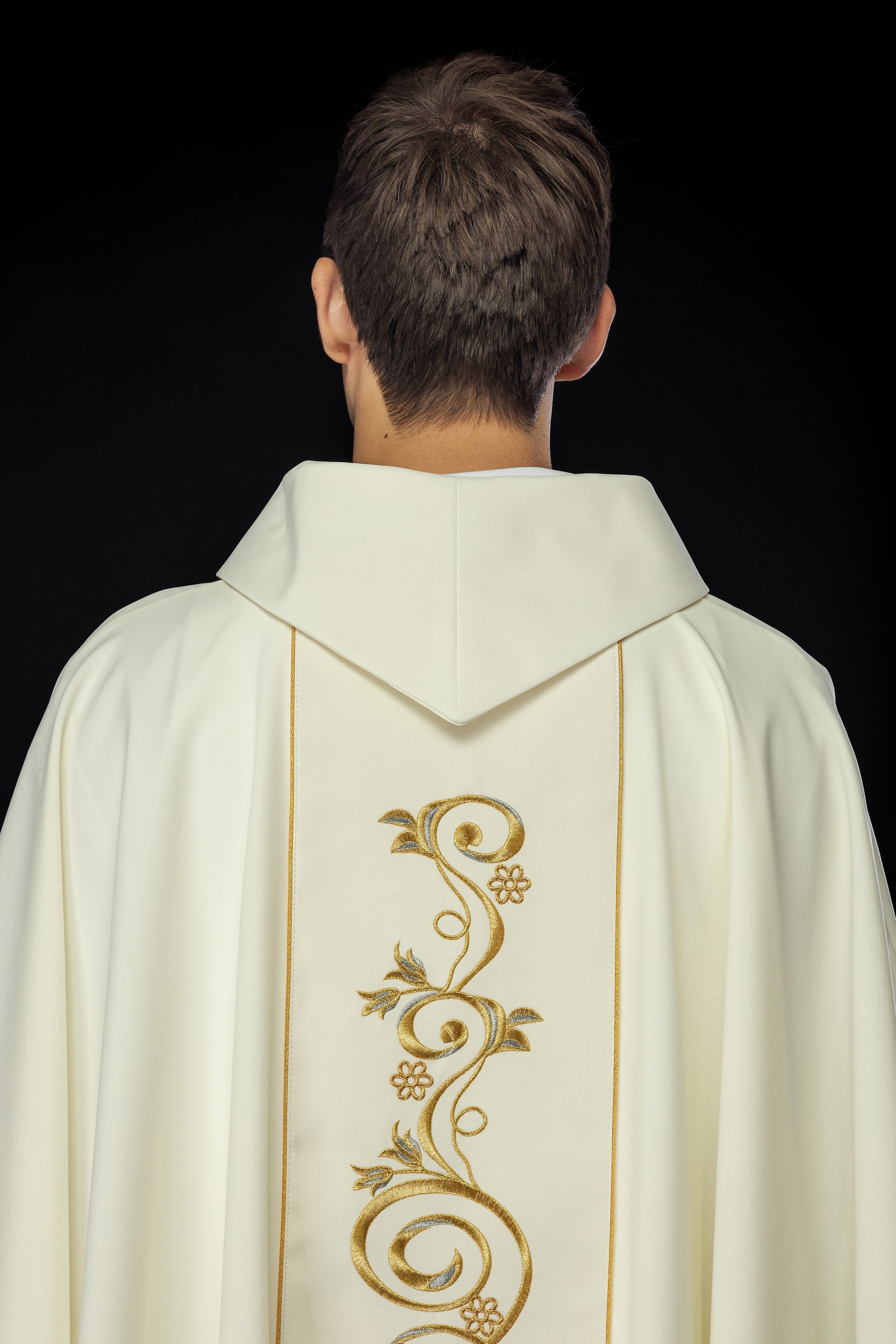 Marian chasuble with the image of Our Lady of Dawn