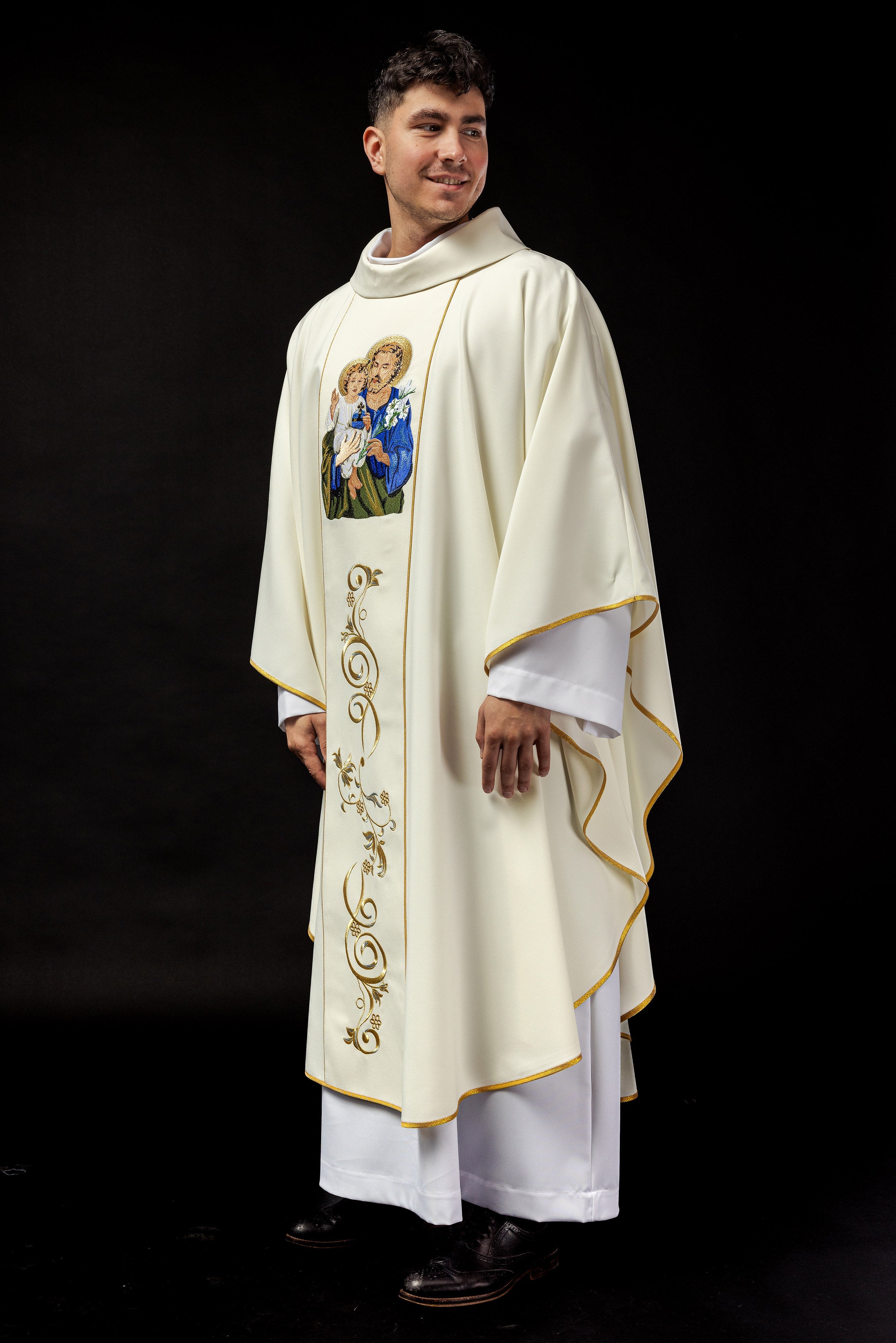 Embroidered chasuble with the image of St. Joseph