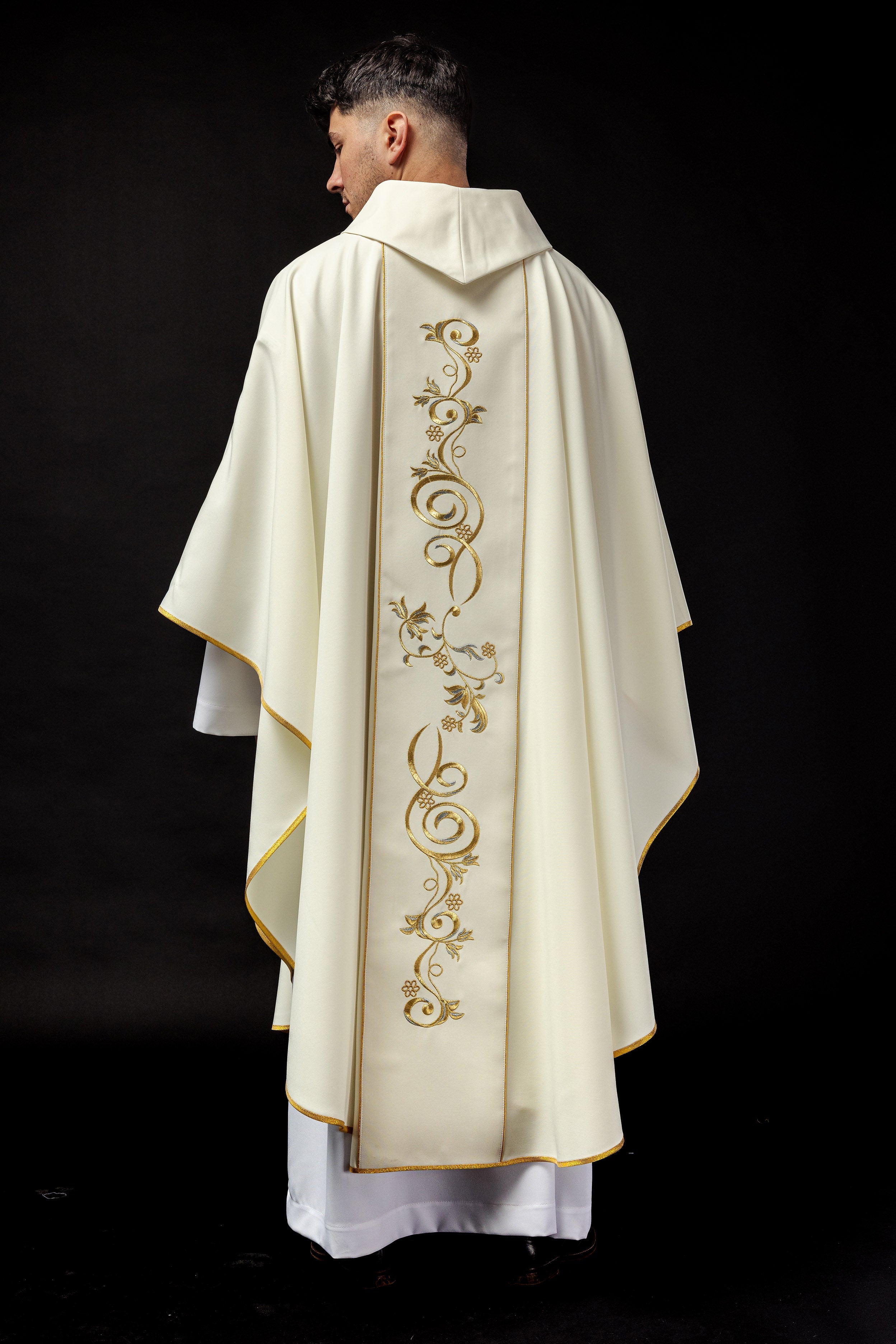 Embroidered chasuble with the image of St. Joseph