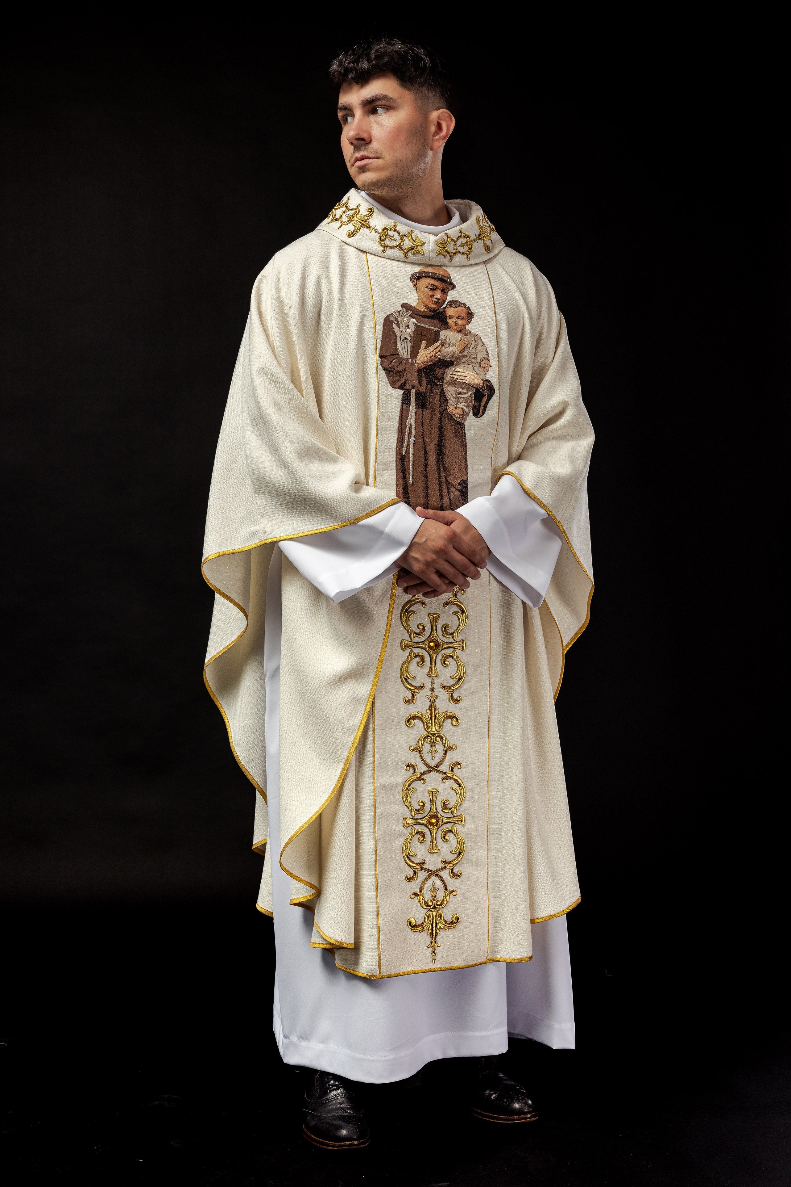 Embroidered chasuble with the image of Saint Anthony