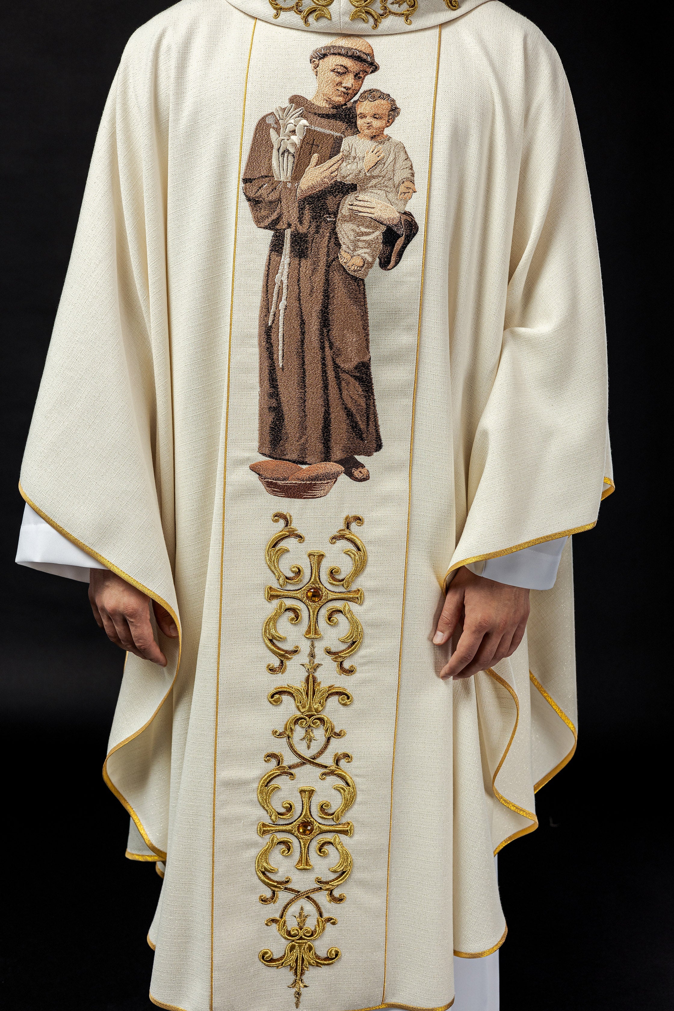 Embroidered chasuble with the image of Saint Anthony