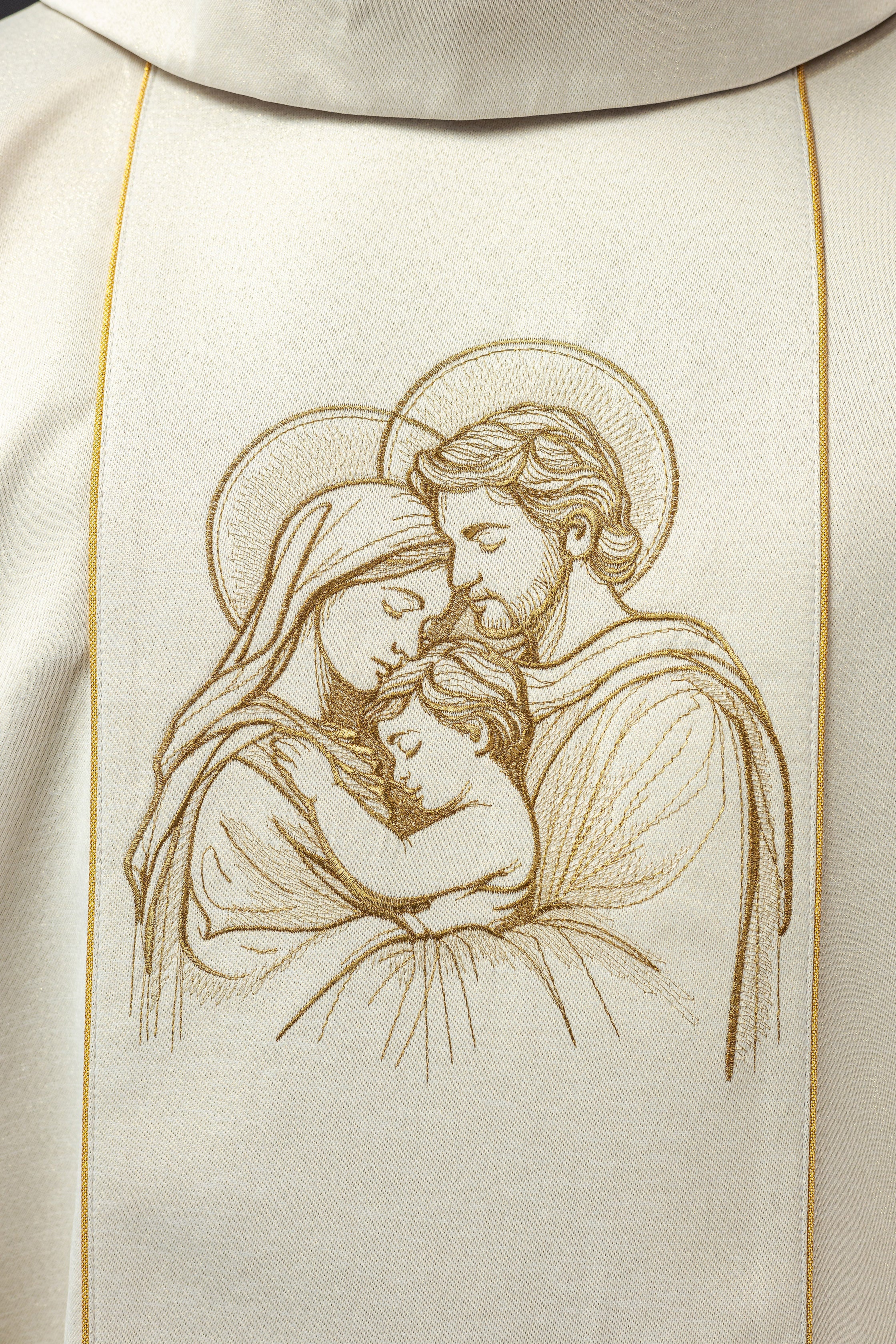 Embroidered chasuble for Christmas with an image of the Holy Family