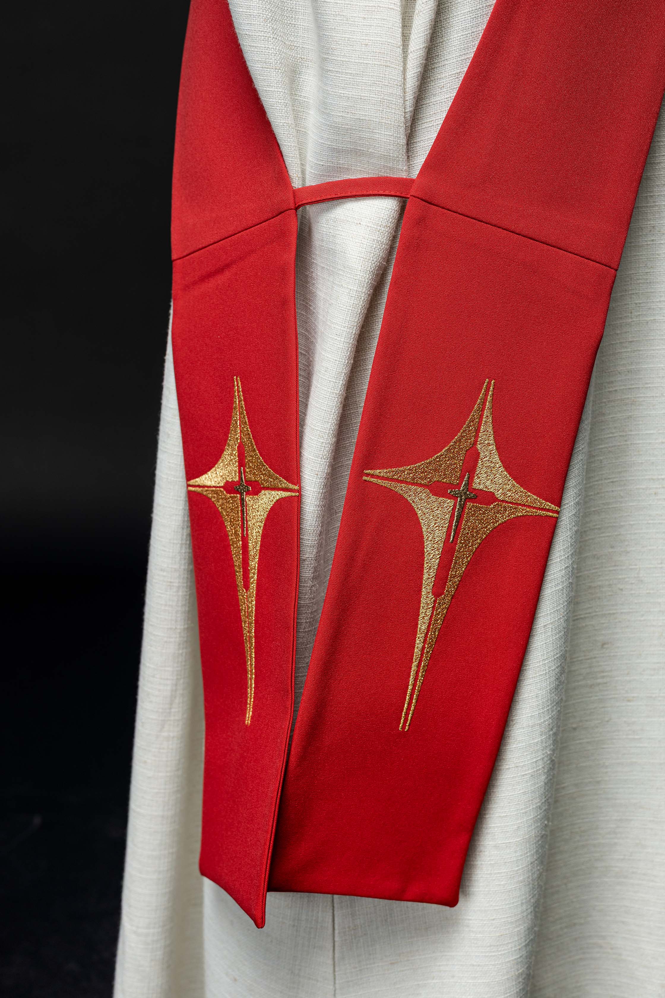 Deacon stole embroidered with a red Cross