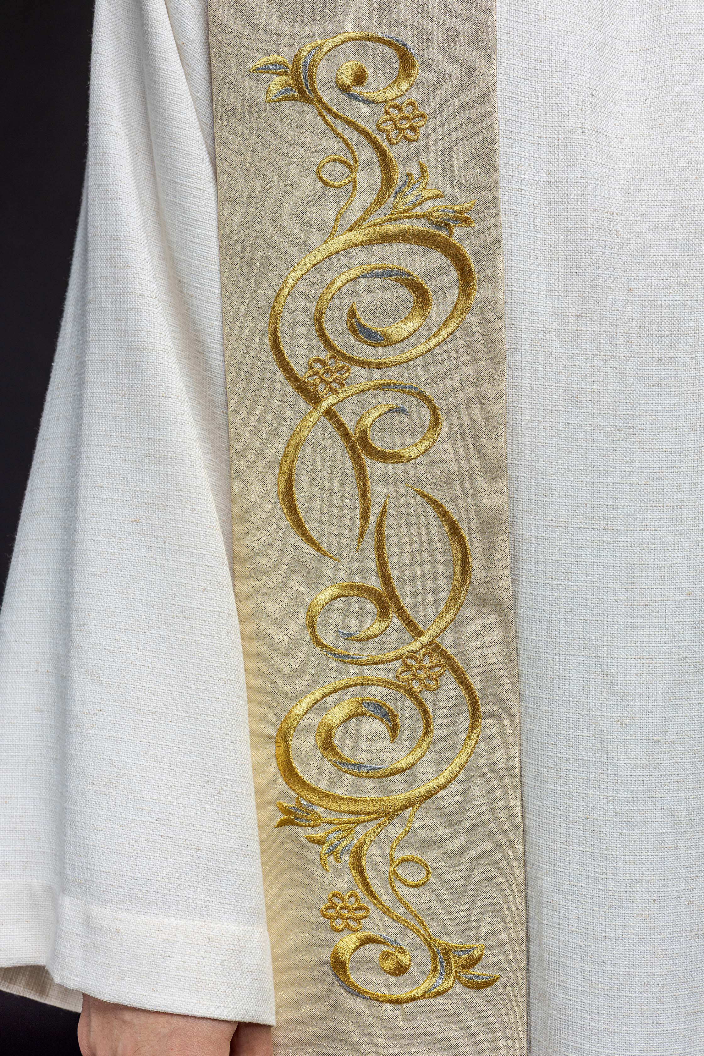 Golden embroidered IHS stole - HAFTINAUSA.COM