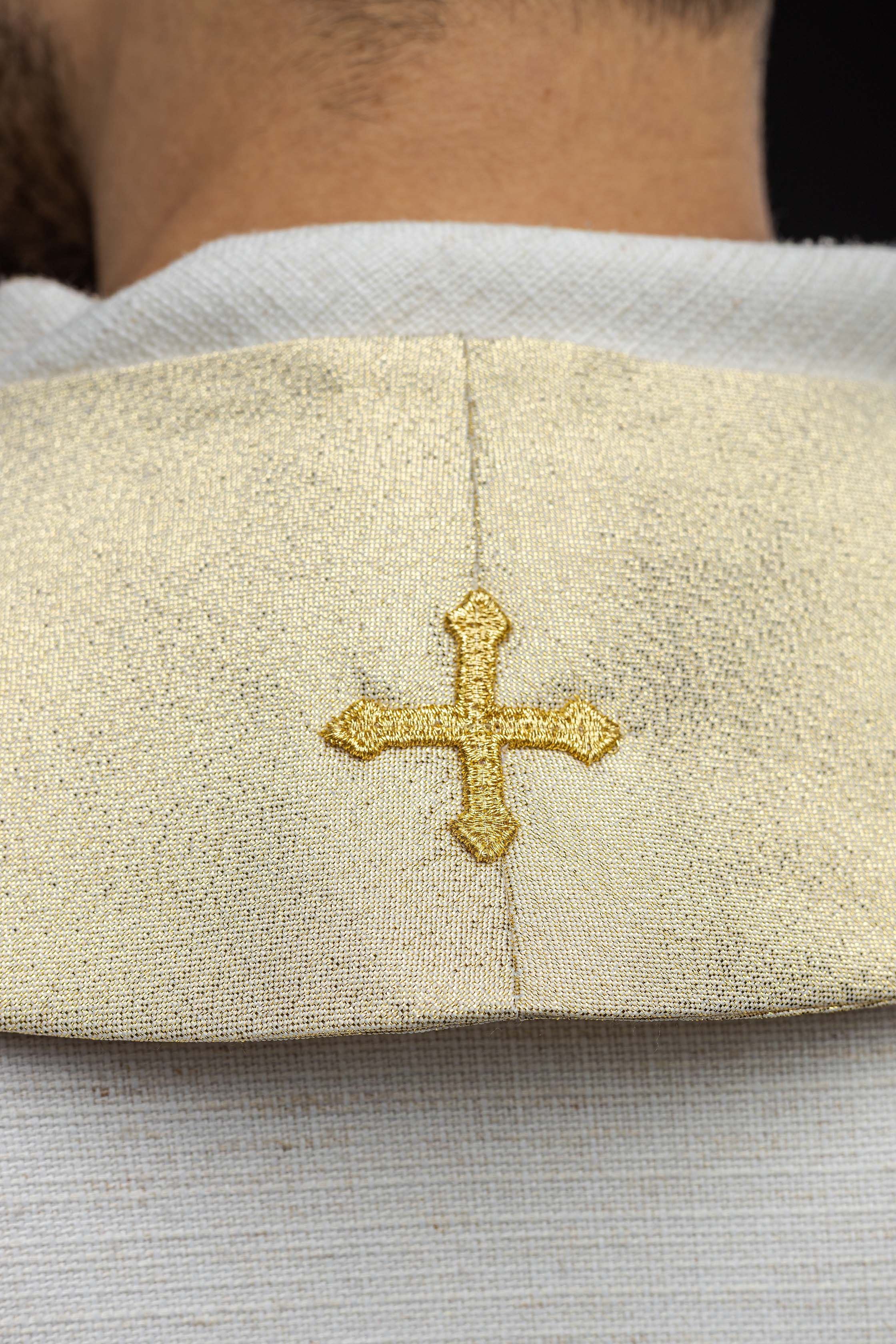 Golden embroidered IHS stole - HAFTINAUSA.COM