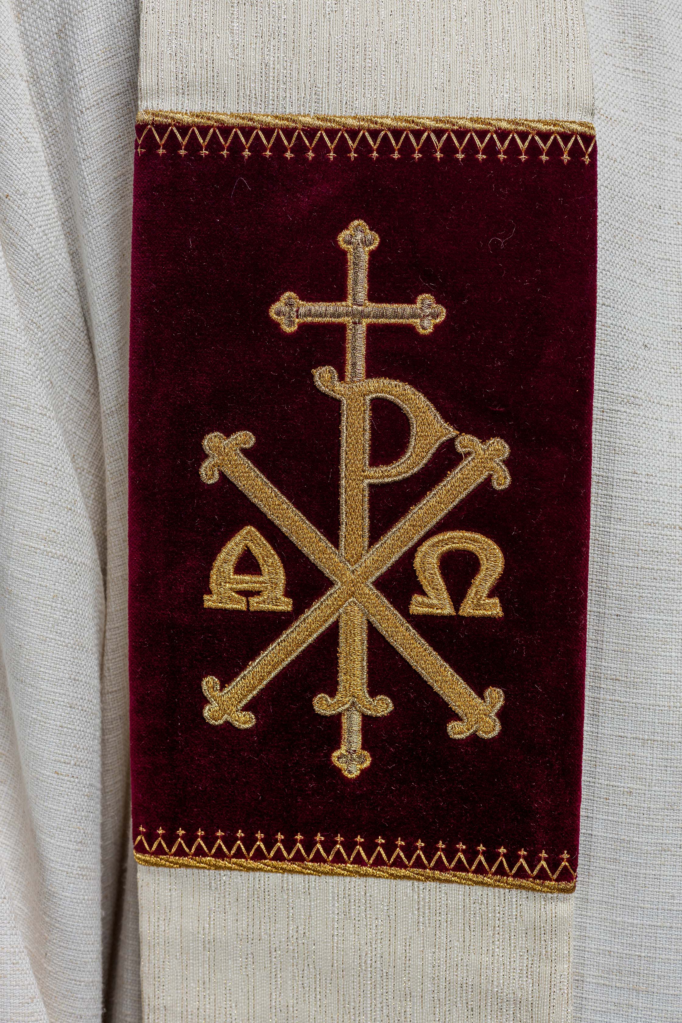 Stuła z haftowanym Kielichem Eucharystycznym i PAX - ORNATY.PL
