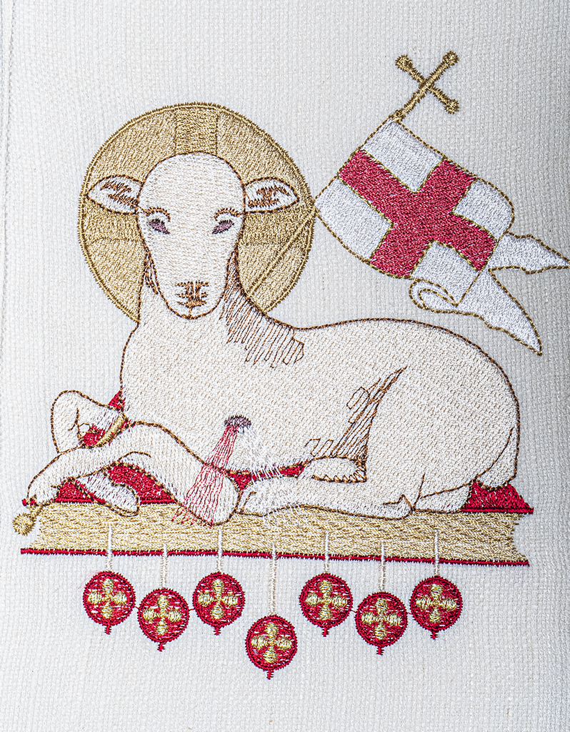 Priestly stole with a lamb motif in ecru