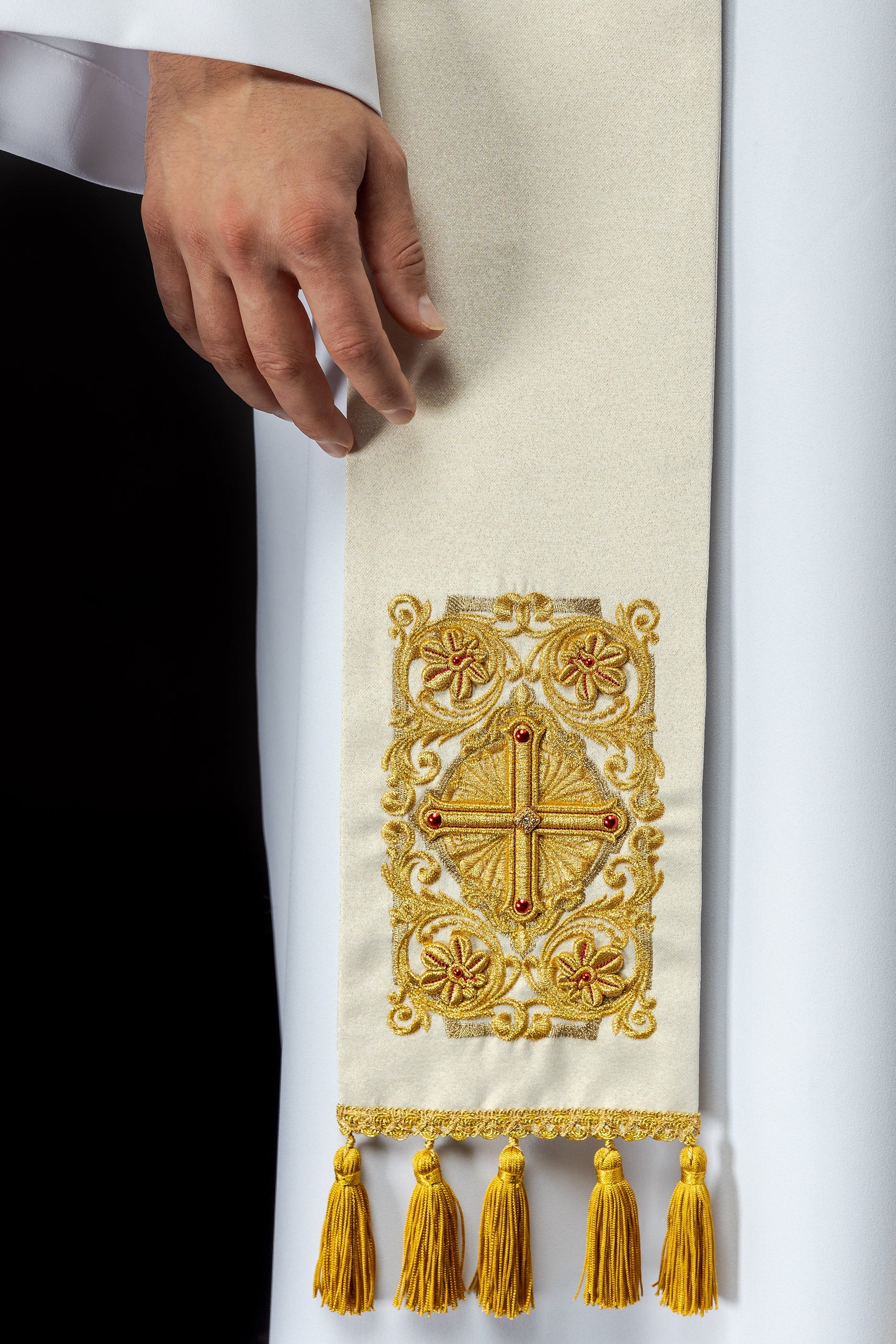 Embroidered priestly stole adorned with stones