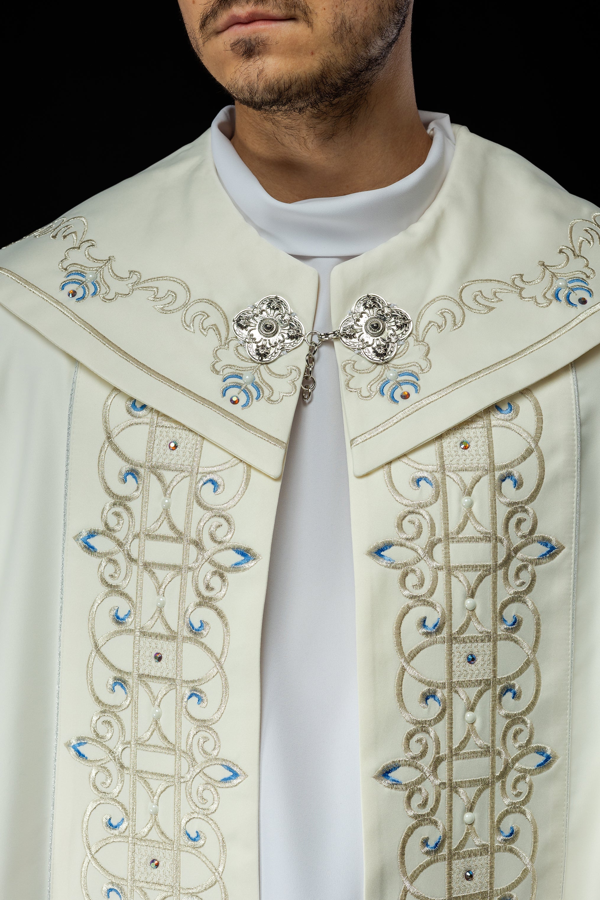 Liturgical Veil Embroidered with Mary Motif Ecru