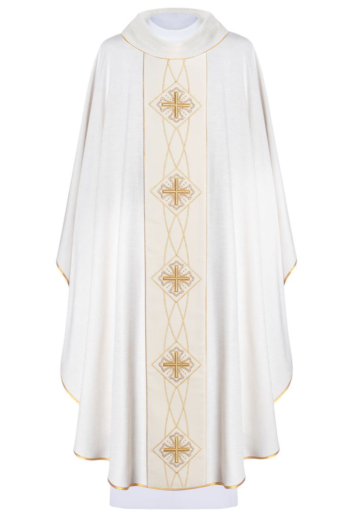 Chasuble richly embroidered with velvet