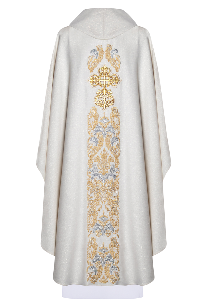 Chasuble with 3D embroidery