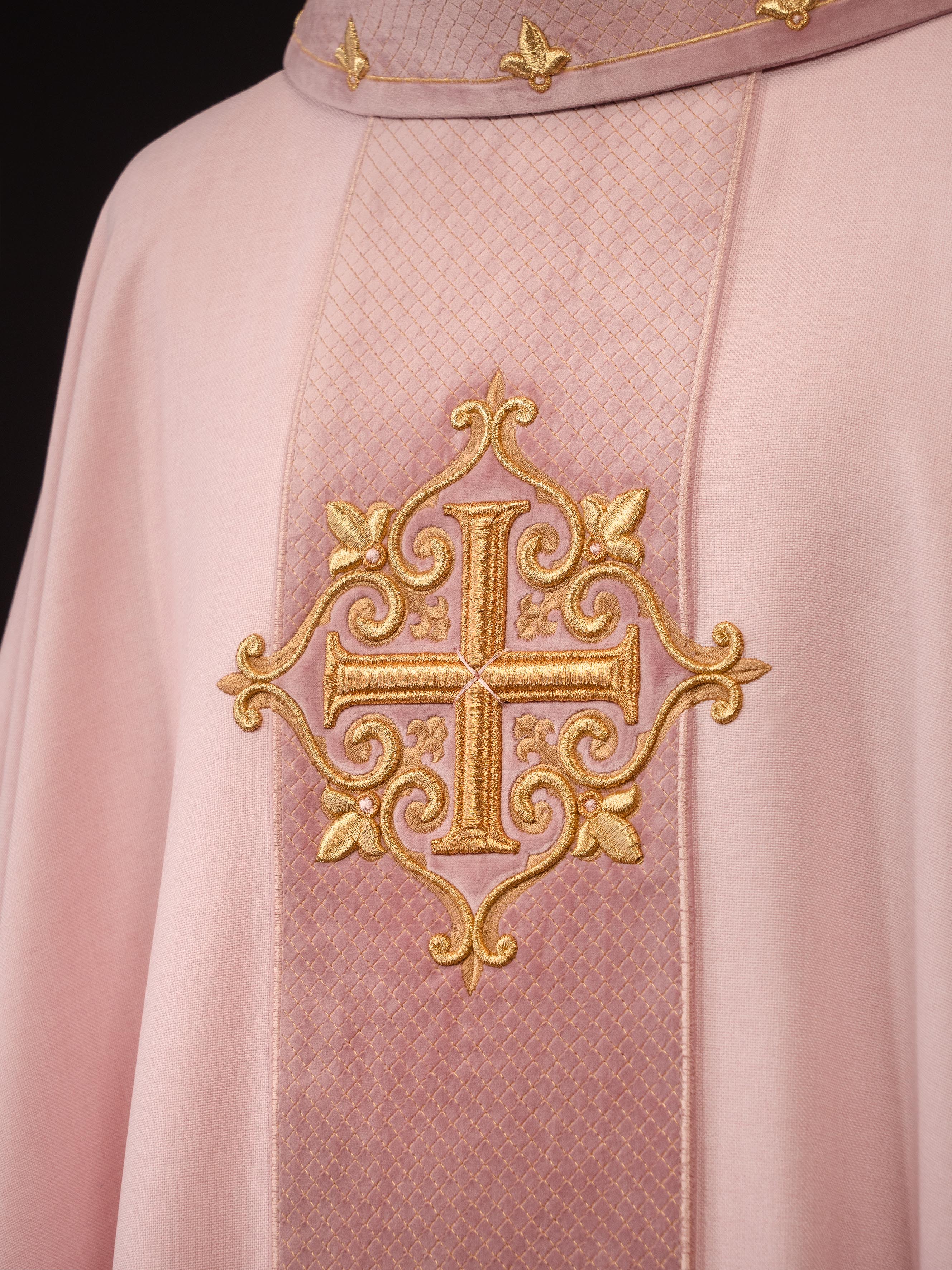 Pink Chasuble with Embroidered Cross Symbol - HAFTINAUSA.COM