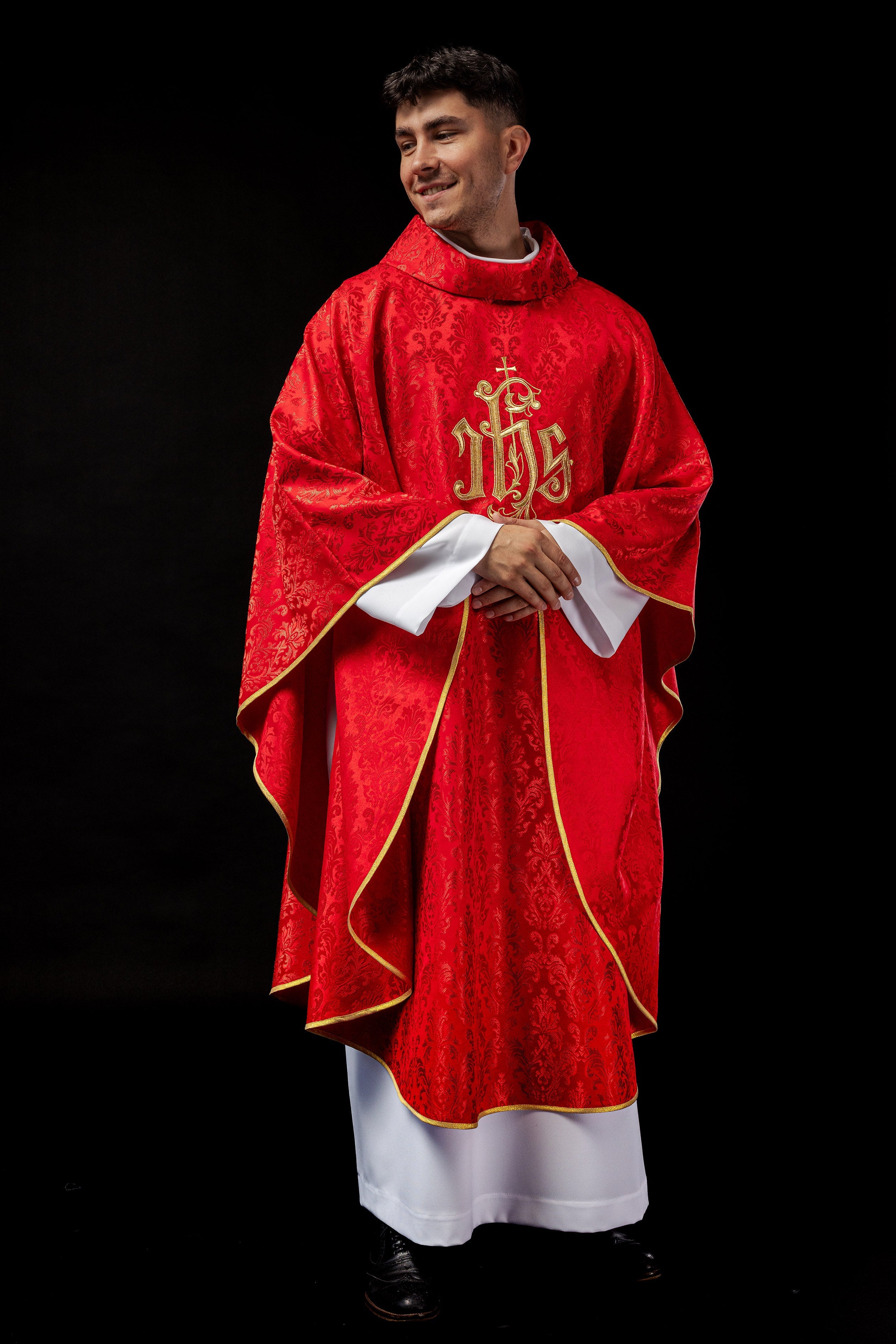 Red chasuble made of floral texture with classic IHS