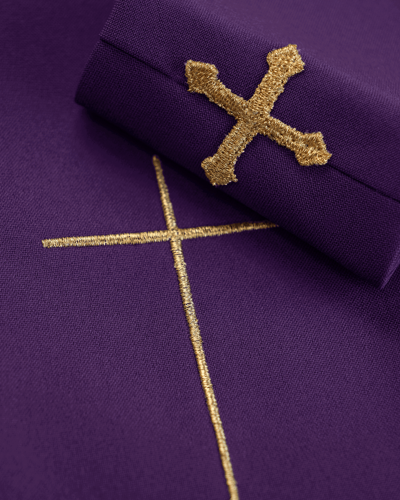 Purple chasuble with gold JHS and grapes embroidery - HAFTINAUSA.COM