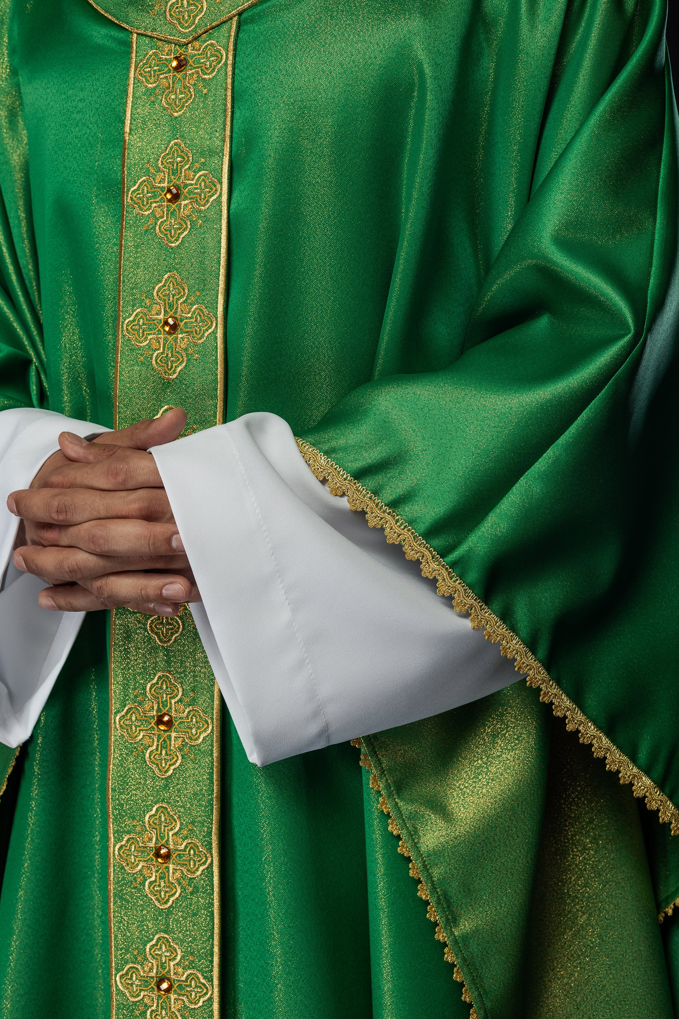 Green gothic chasuble with embroidered belt and collar decorated with stones