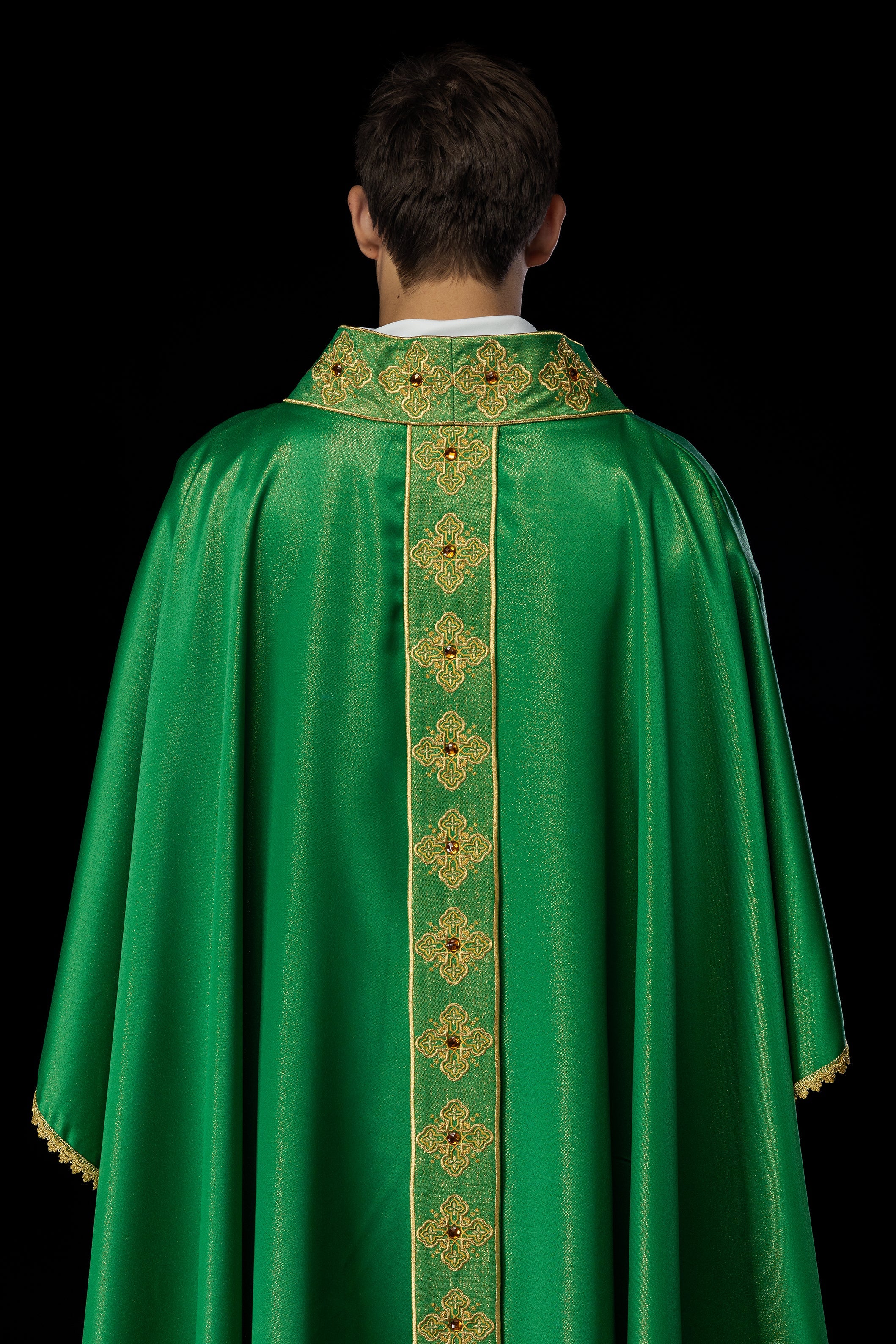 Green gothic chasuble with embroidered belt and collar decorated with stones