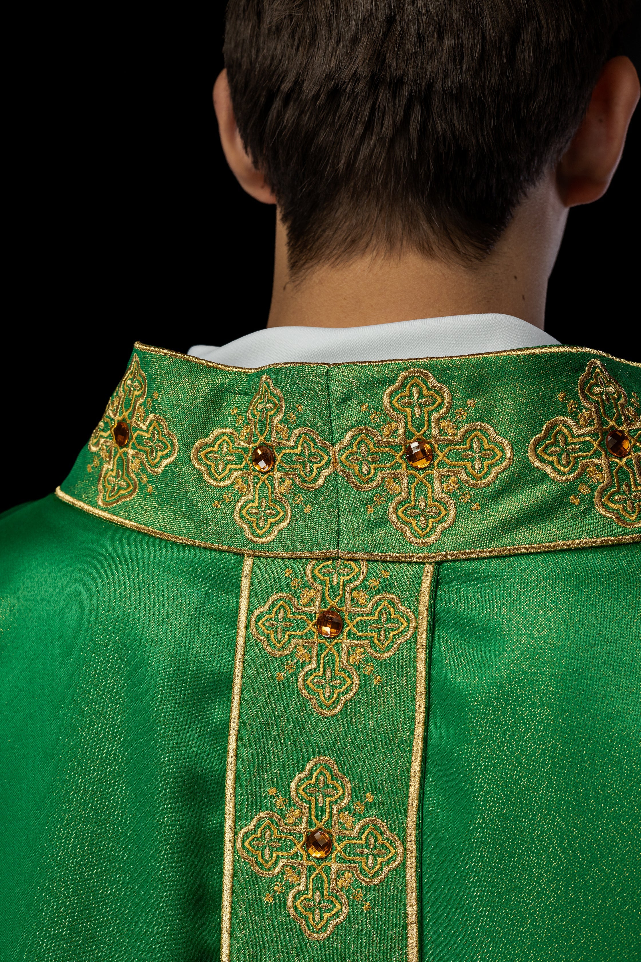 Green gothic chasuble with embroidered belt and collar decorated with stones