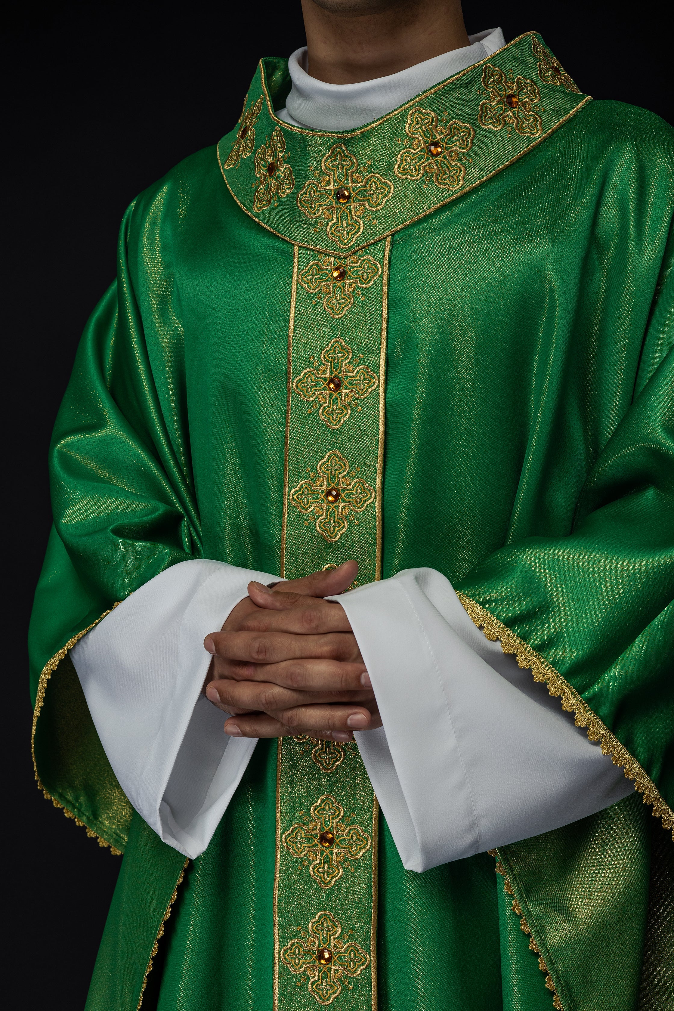 Green gothic chasuble with embroidered belt and collar decorated with stones