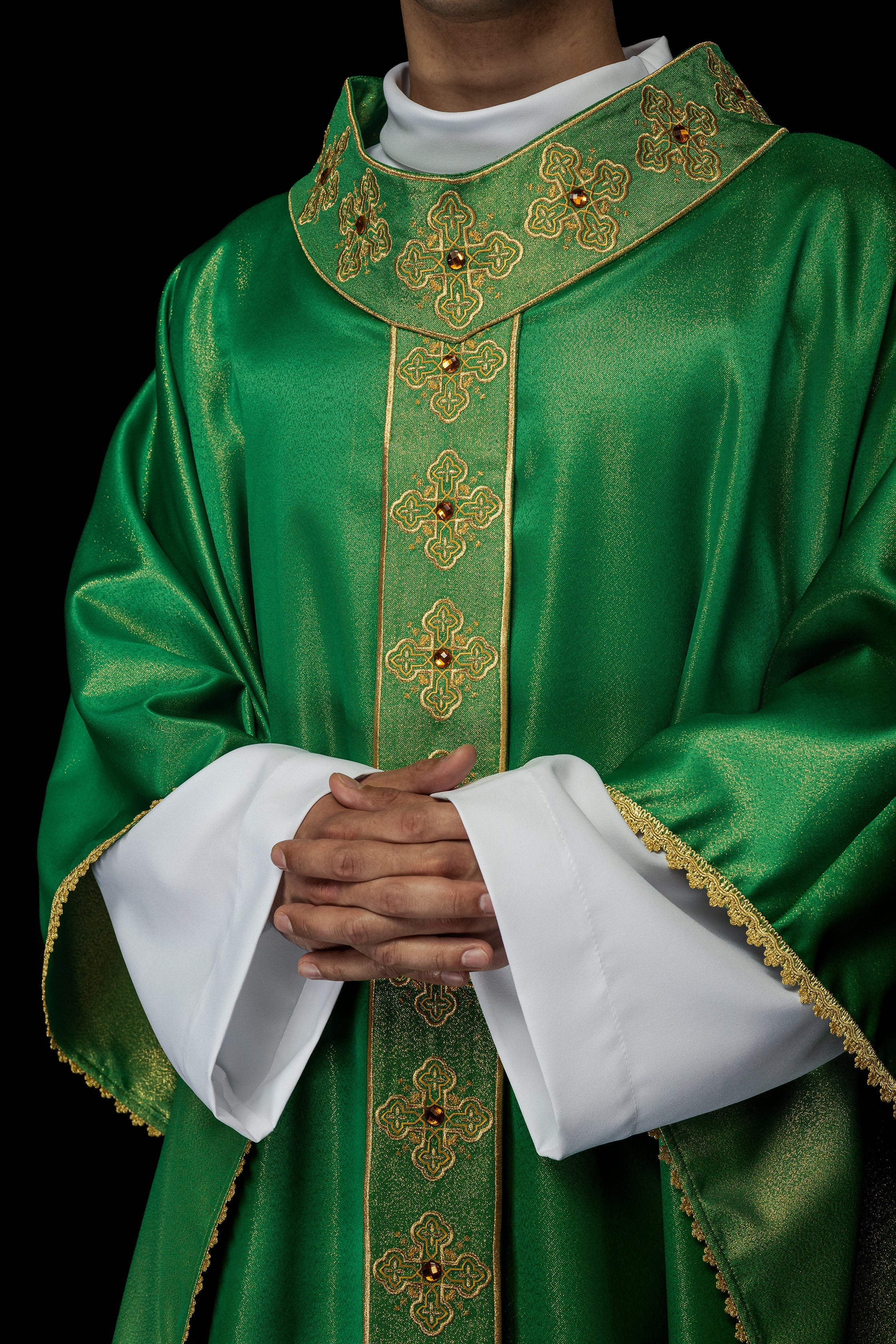 Green gothic chasuble with embroidered belt and collar decorated with stones