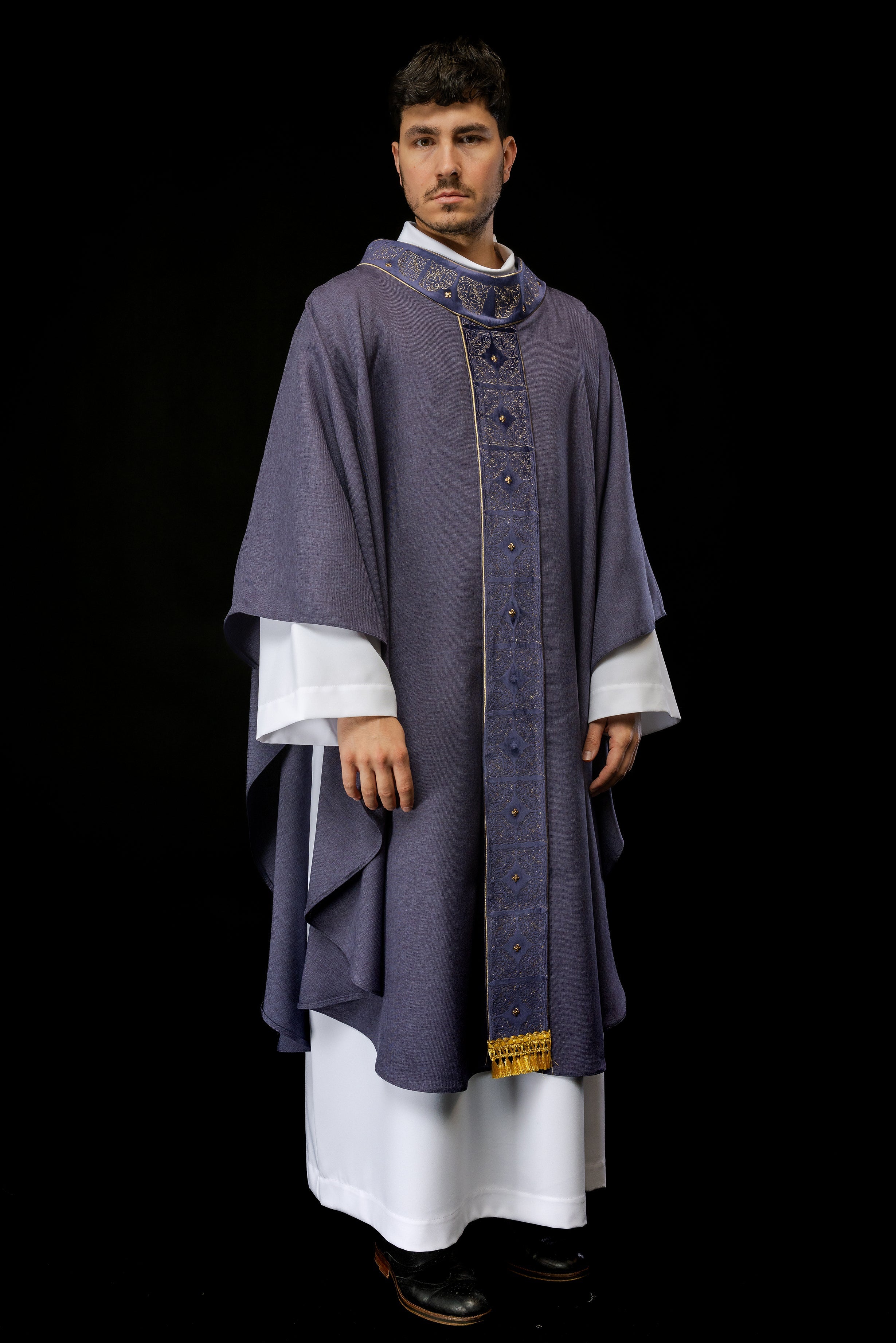 Gothic chasuble made of purple velvet