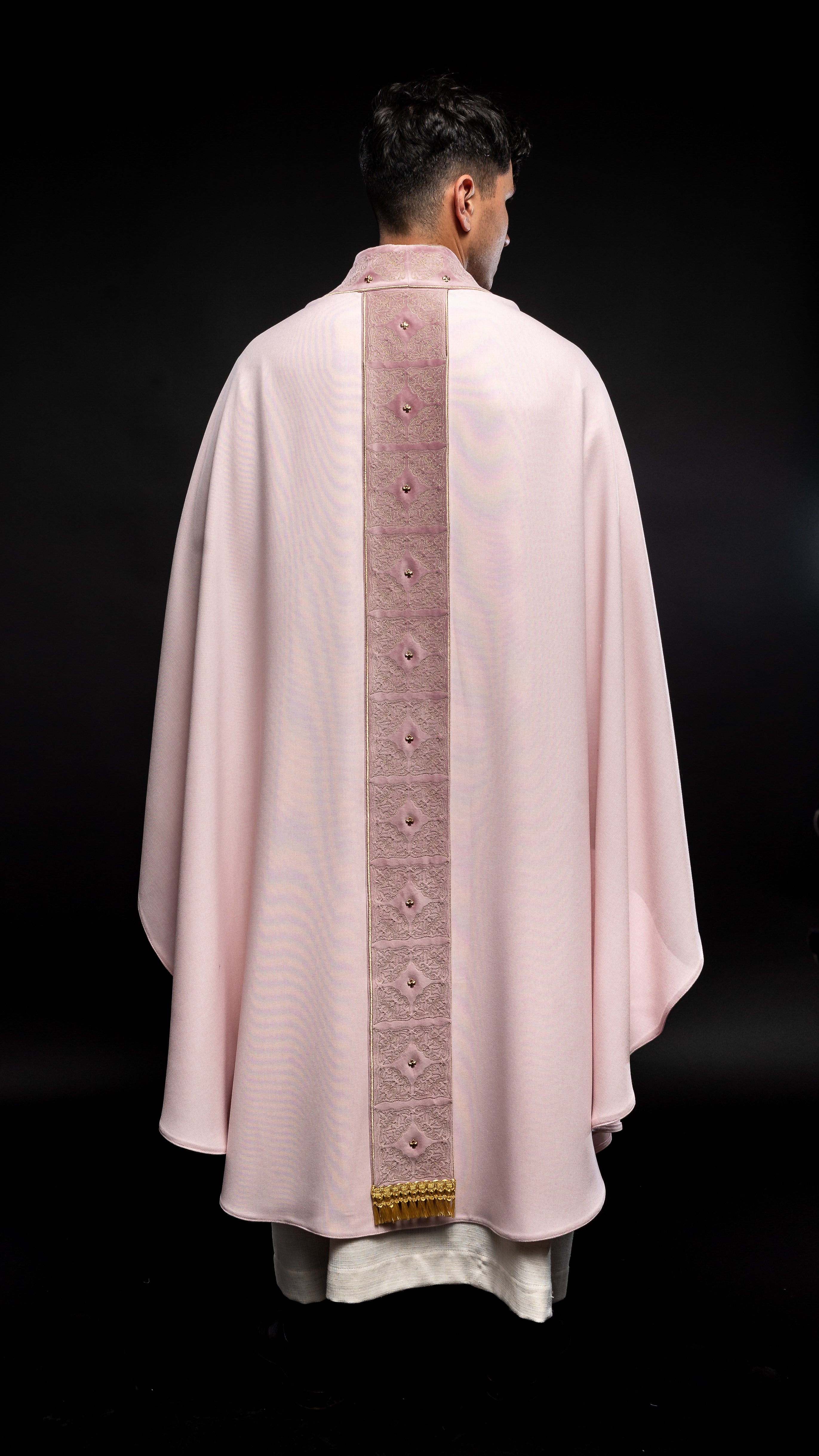 Pink priest robe made of natural touch texture and little decorative metal crosess - HAFTINAUSA.COM