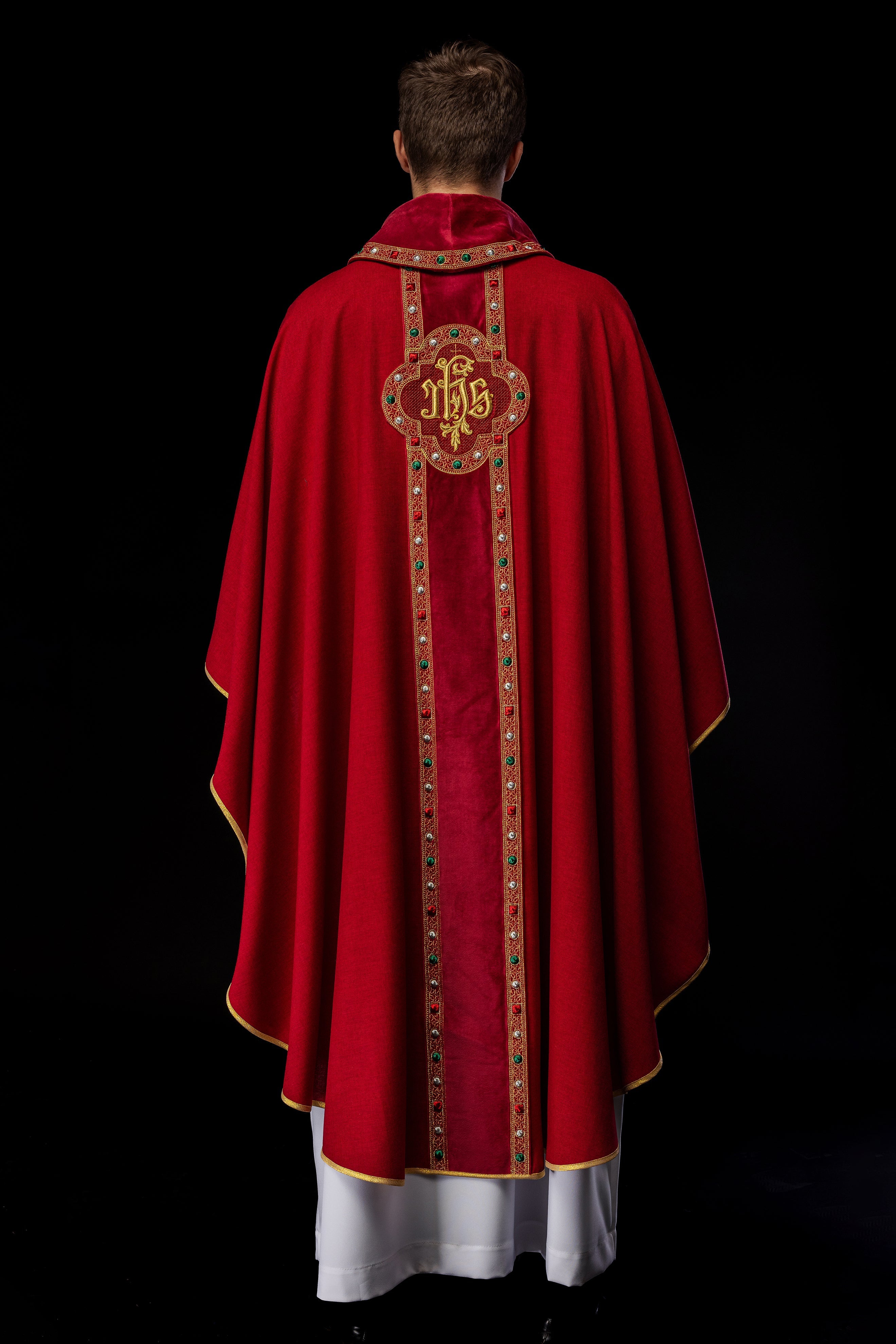 Chasuble with richly embroidered belt and piping around IHS collar embroidery in red