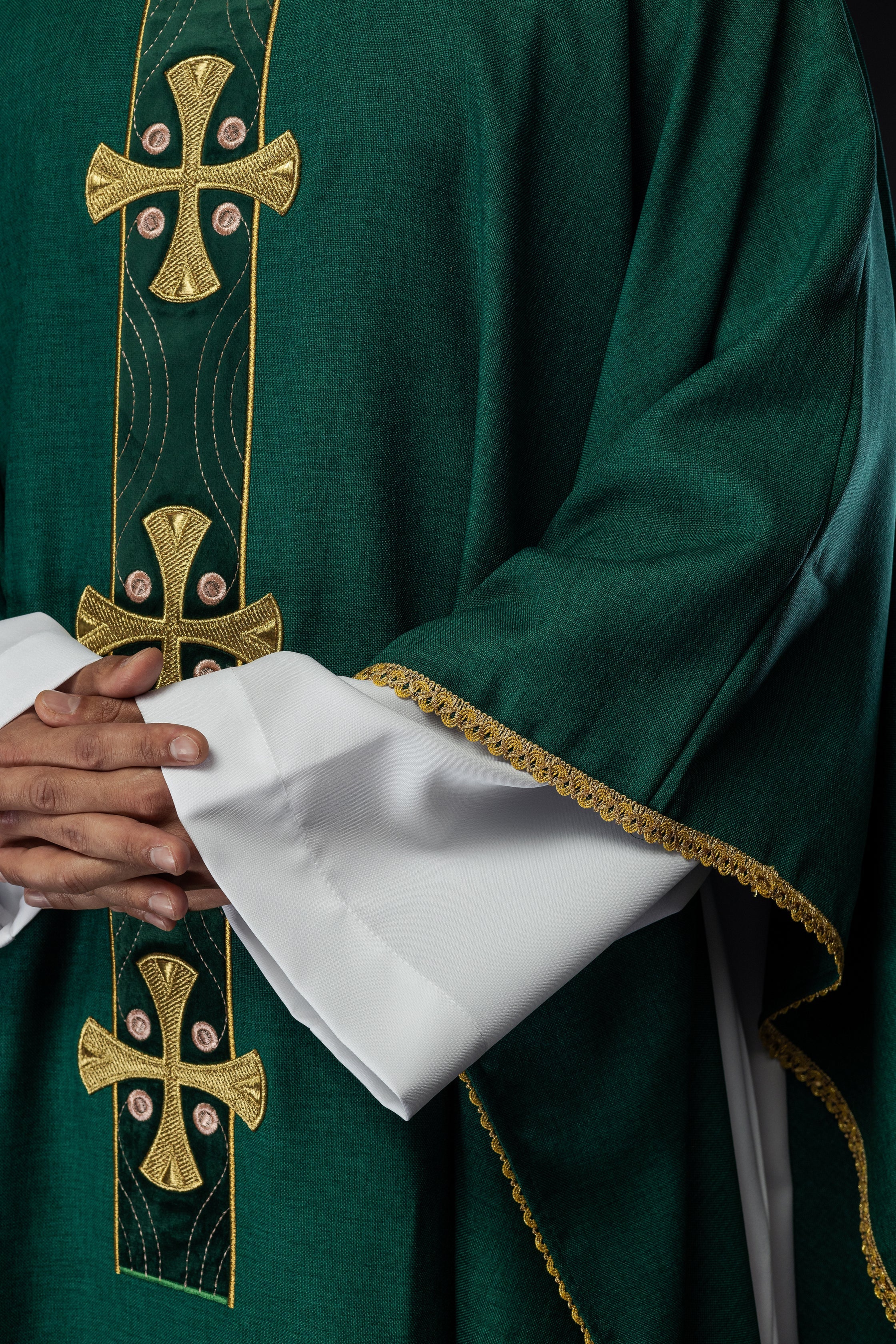 Chasuble with embroidered gold crosses and piping on the collar in green