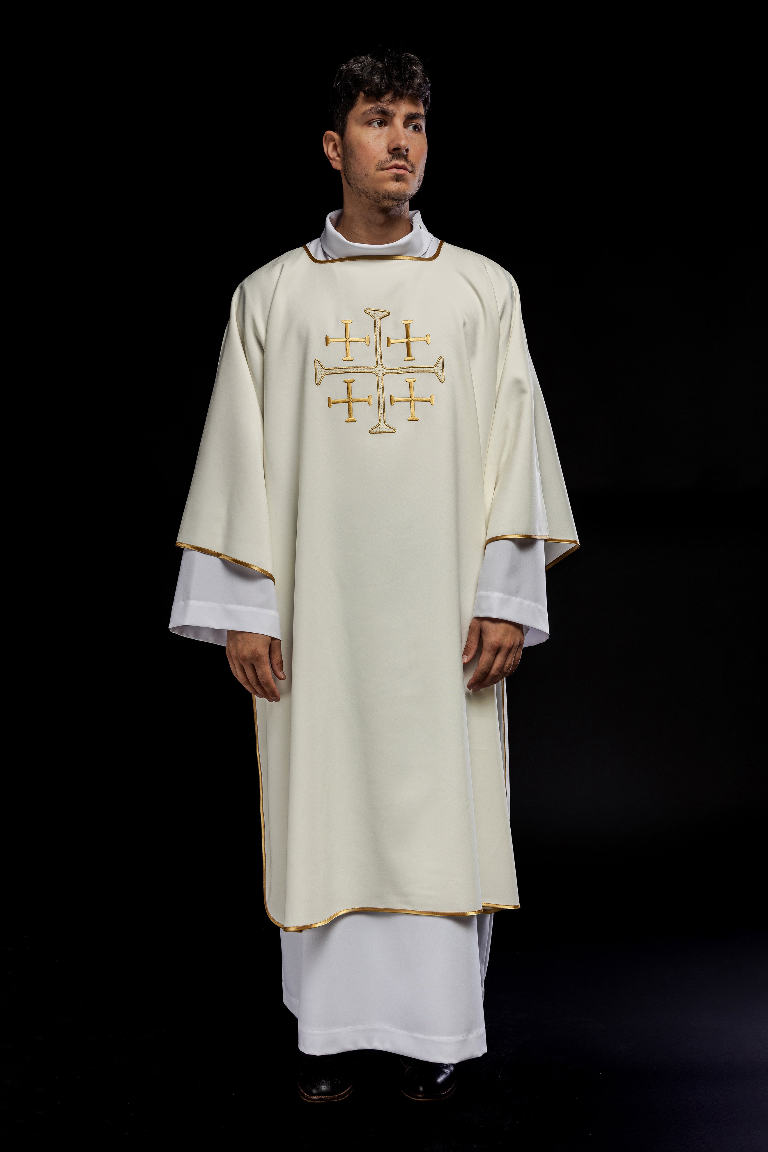 Cream dalmatic with crosses embroidery