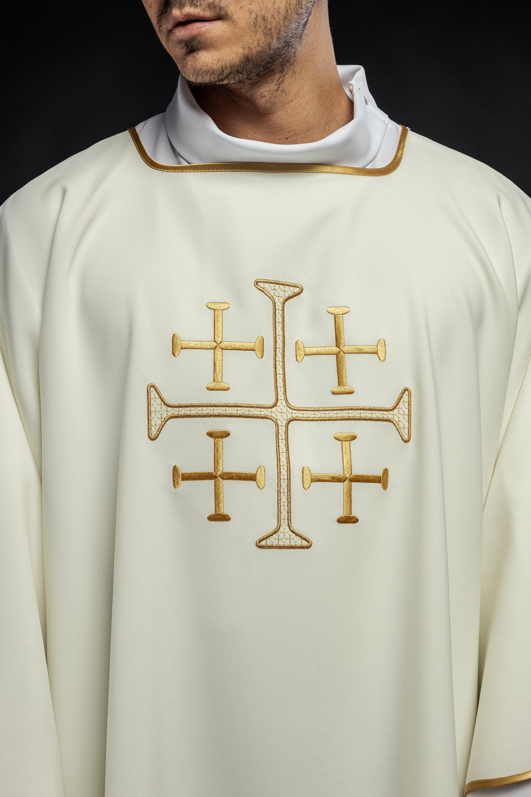 Cream dalmatic with crosses embroidery