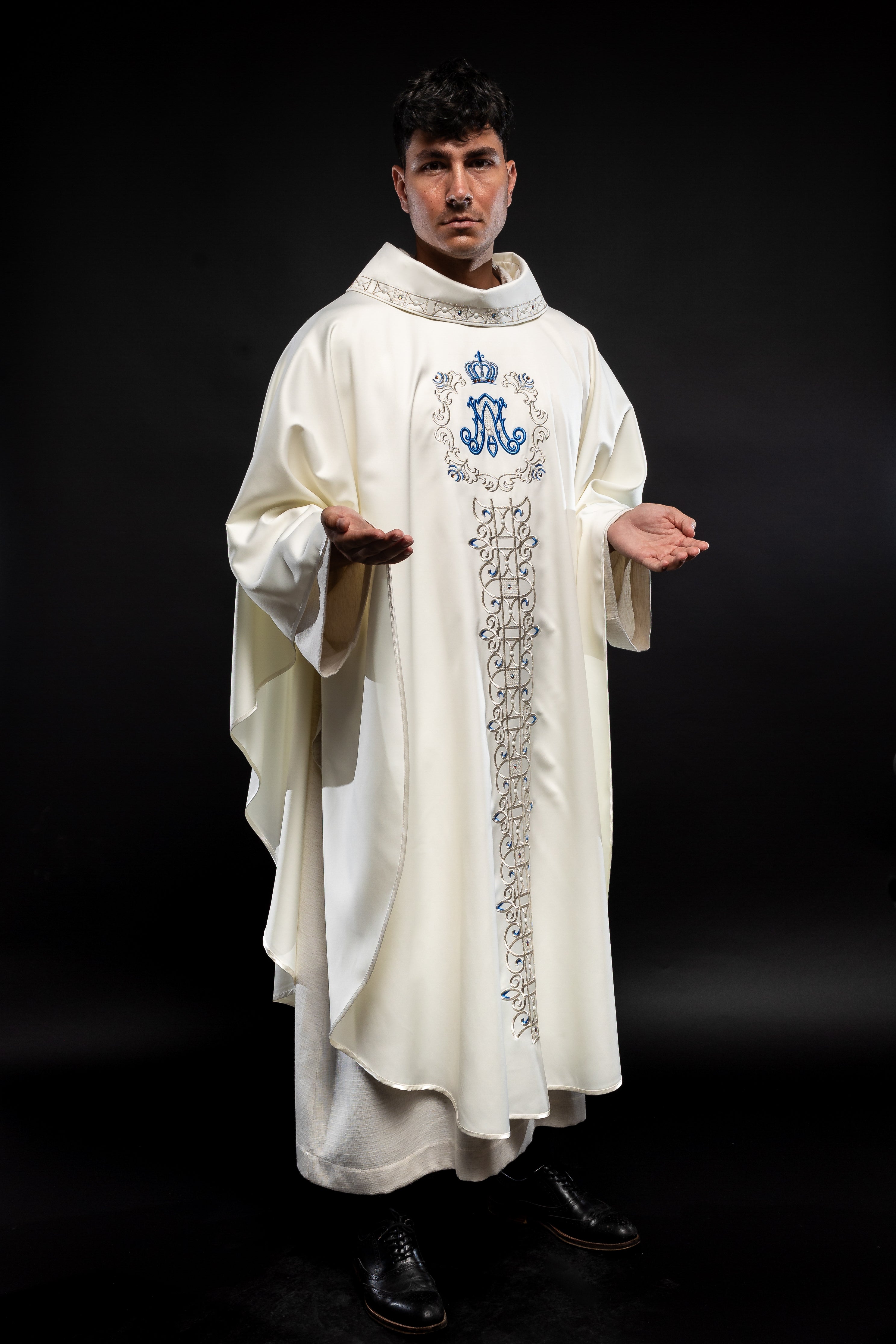 Ivory colored Marian chasuble finished with blue stones