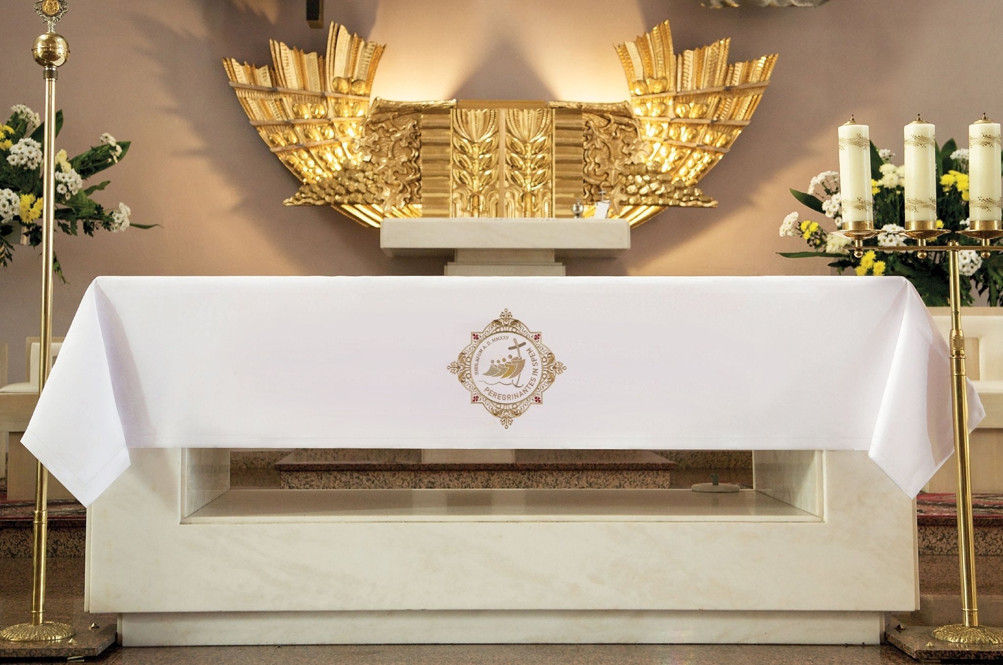 Altar cloth with embroidery "JUBILEE ROME 2025" 4'11 wide x 11'5 long JR/012 150*300cm - HAFTINAUSA.COM