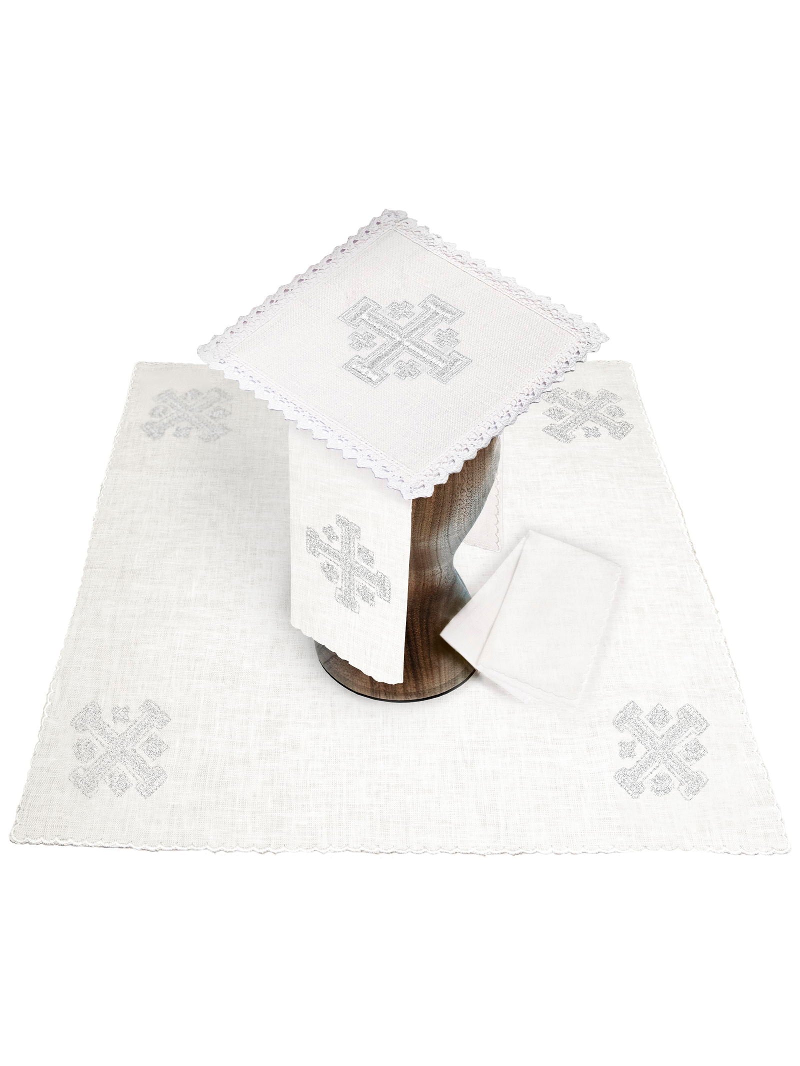 Linen Chalice Linens Embroidered with Jerusalem Cross