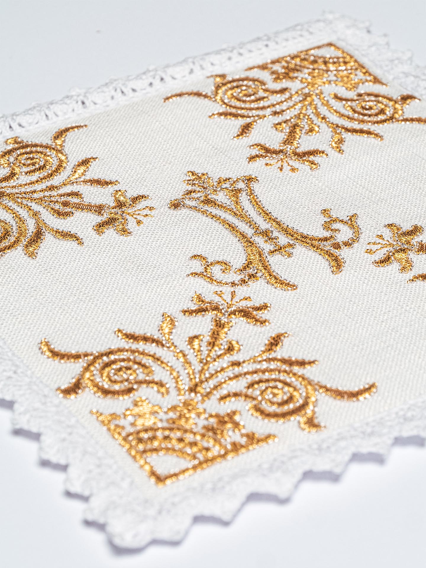 Chalice Linens with Rich Marian Embroidery