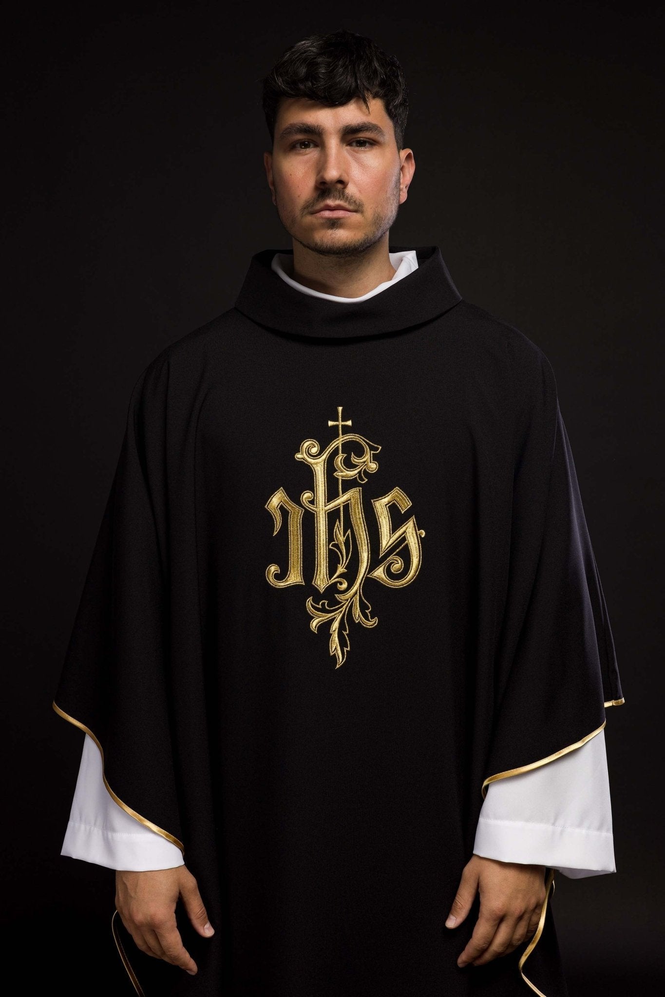 Black chasuble with gold raised IHS embroidery KOR/032/07/12 CZARNY - HAFTINAUSA.COM