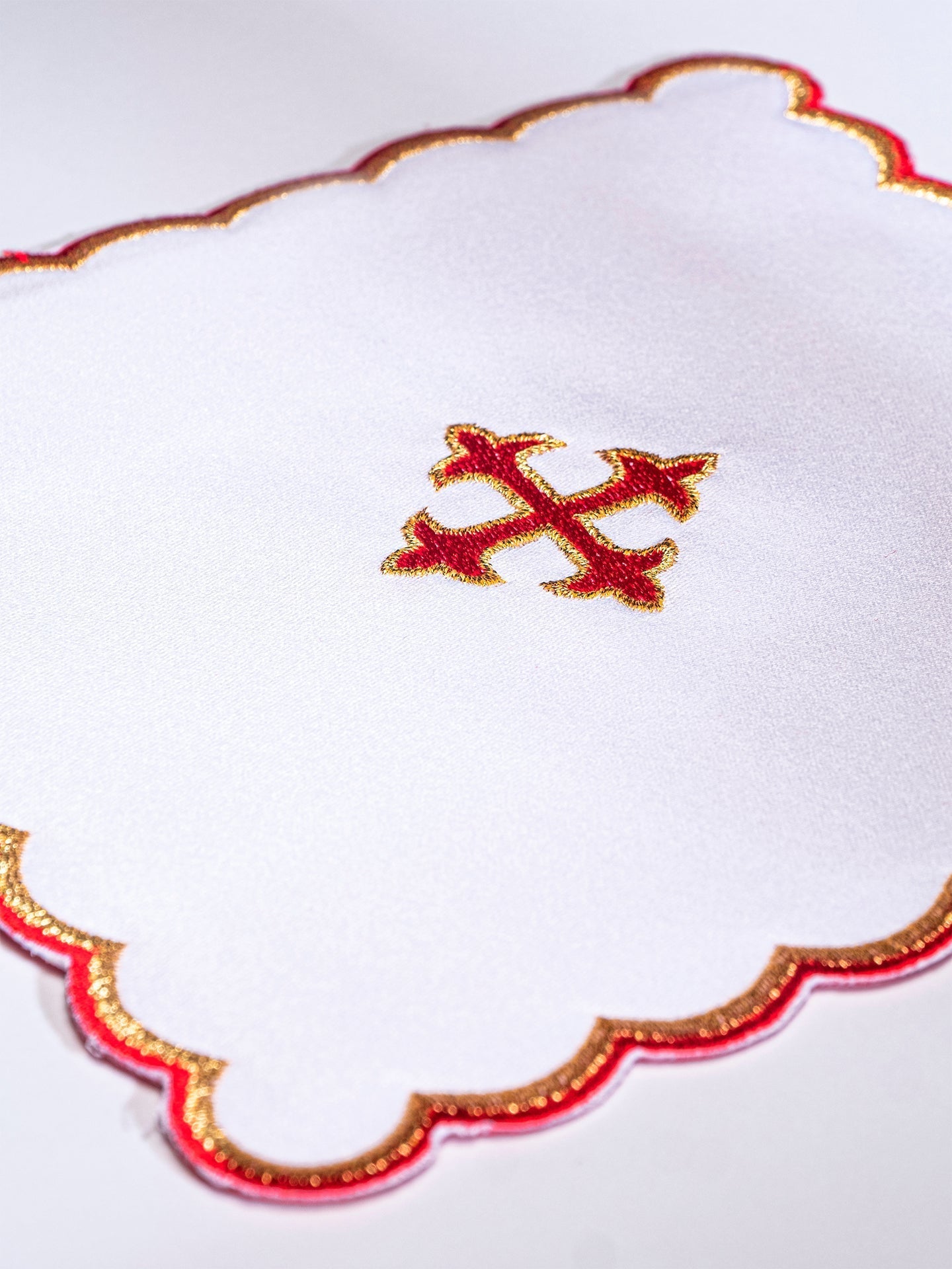 Chalice linens catholic with red embroidery KK/075/C2 - HAFTINAUSA.COM