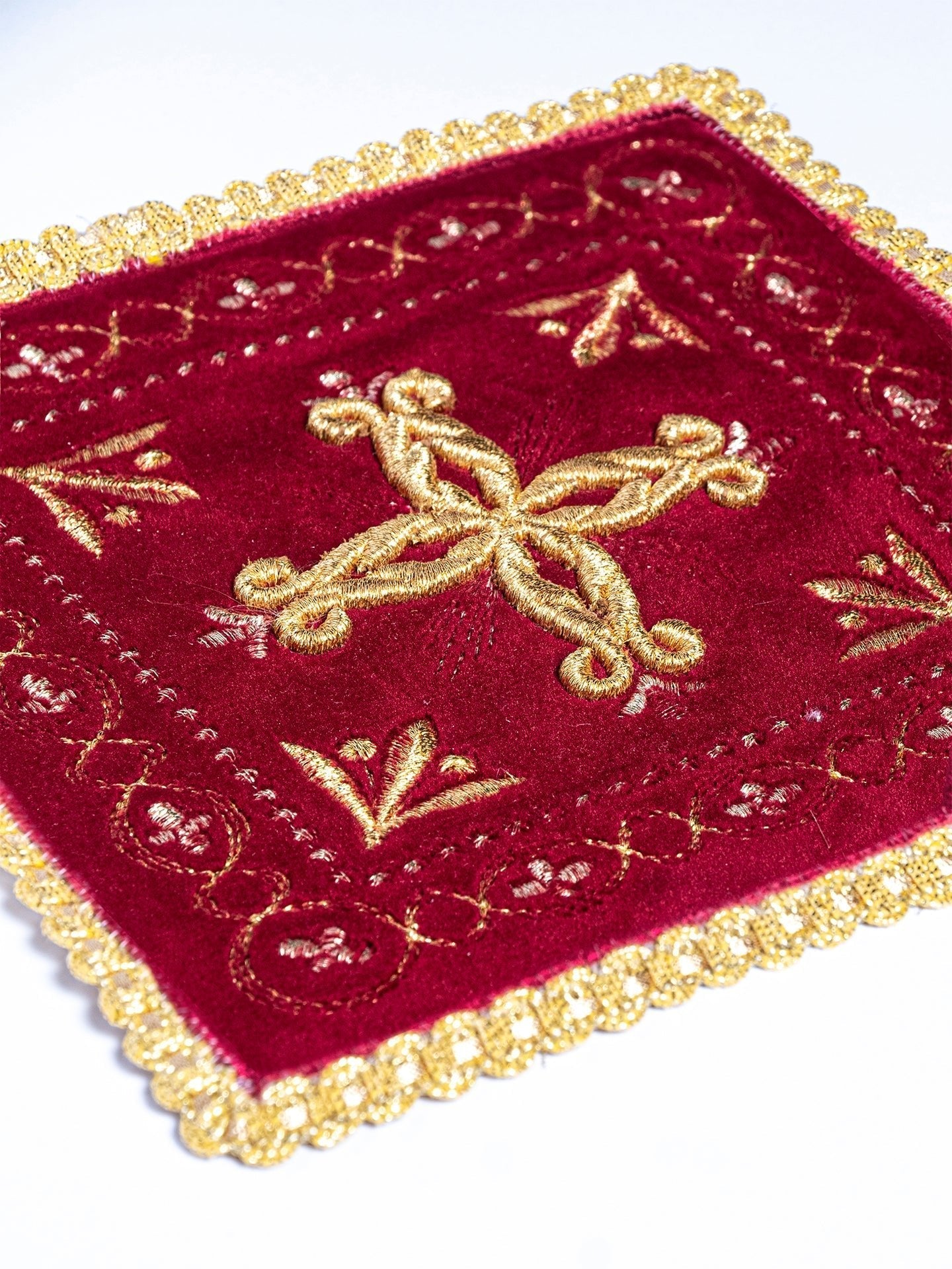 Chalice Linens red velvet texture KK/5006/C1 - HAFTINAUSA.COM