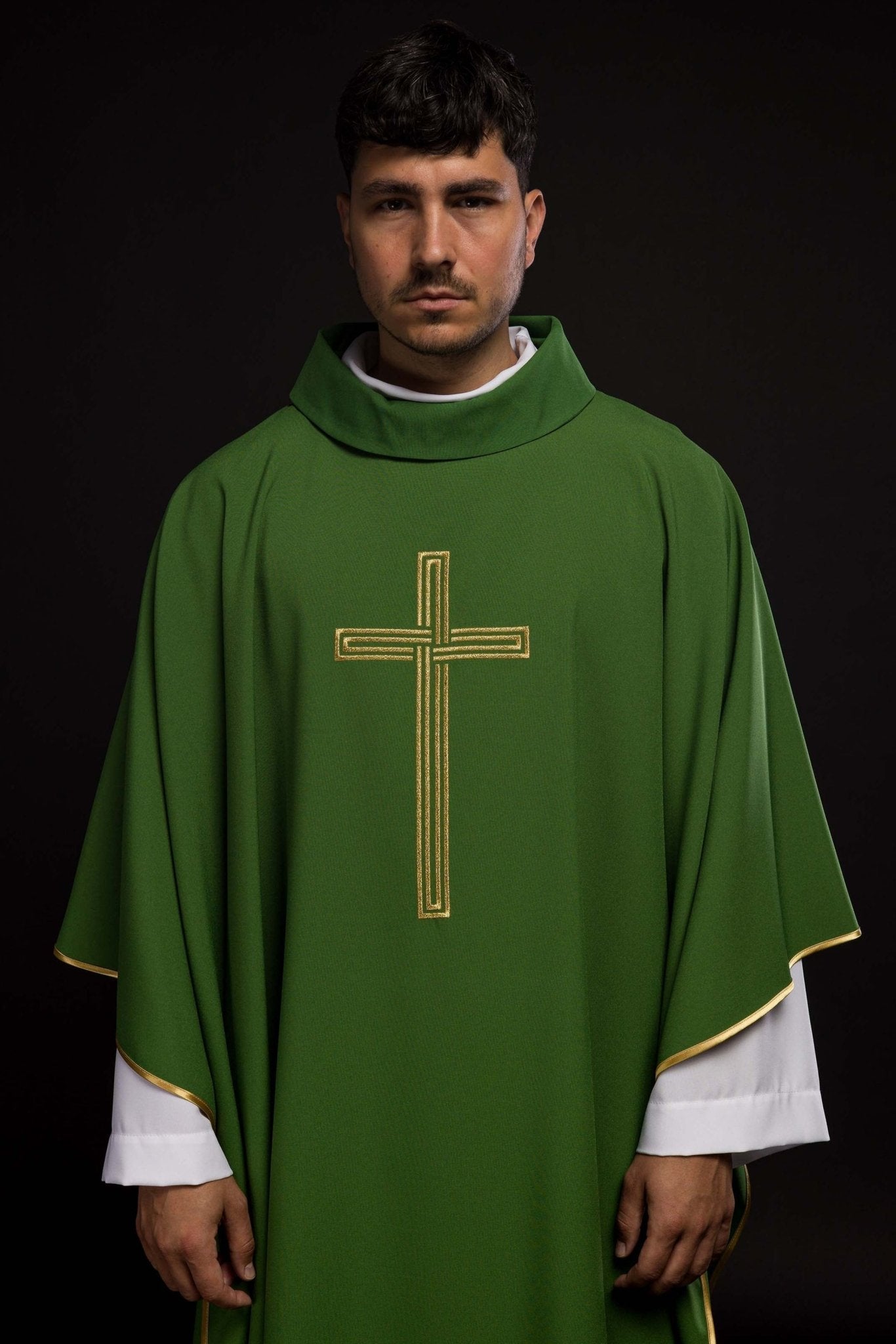 Chasuble embroidered with Green Cross KOR/018/01/12 ZIELONY - HAFTINAUSA.COM