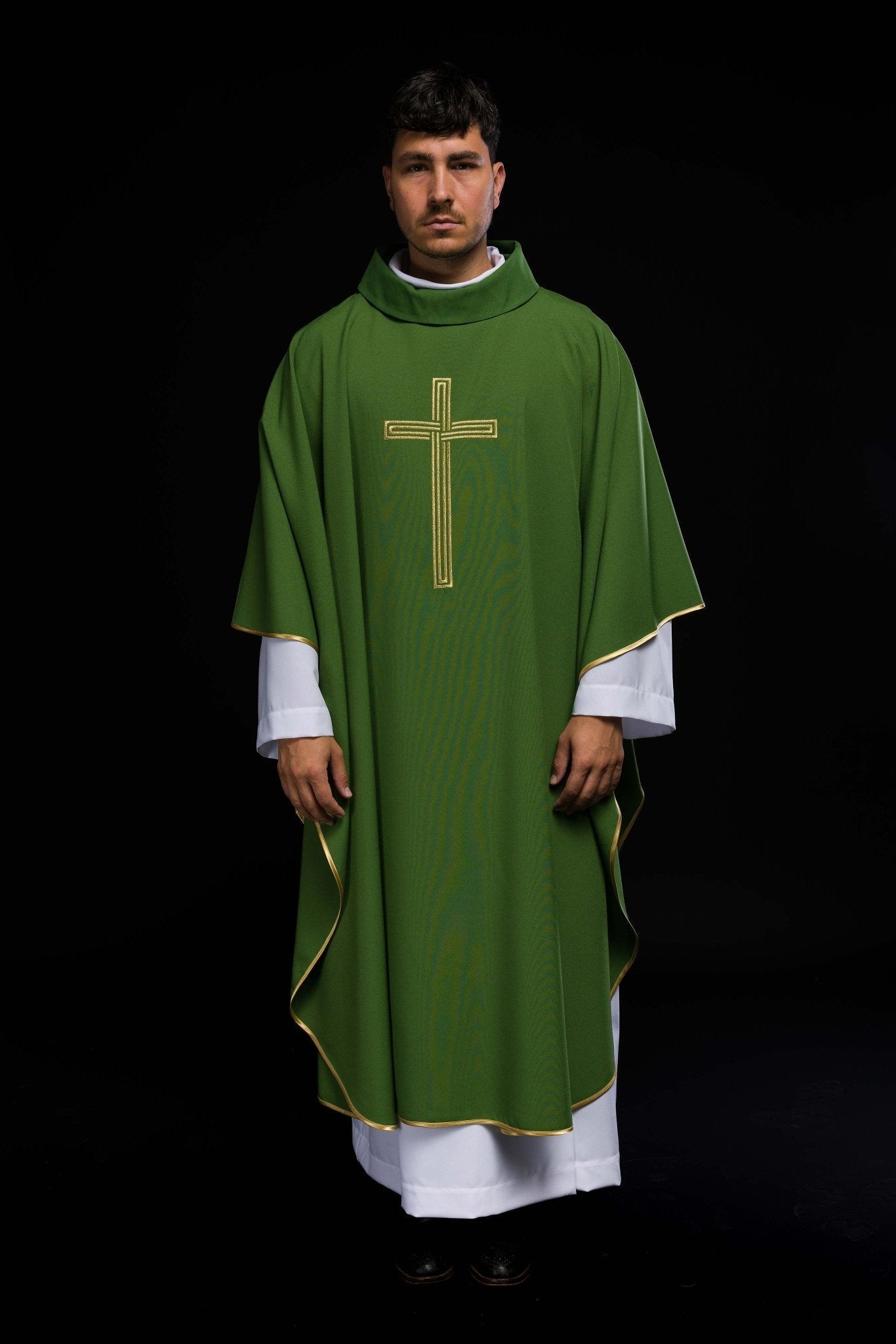 Chasuble embroidered with Green Cross KOR/018/01/12 ZIELONY - HAFTINAUSA.COM