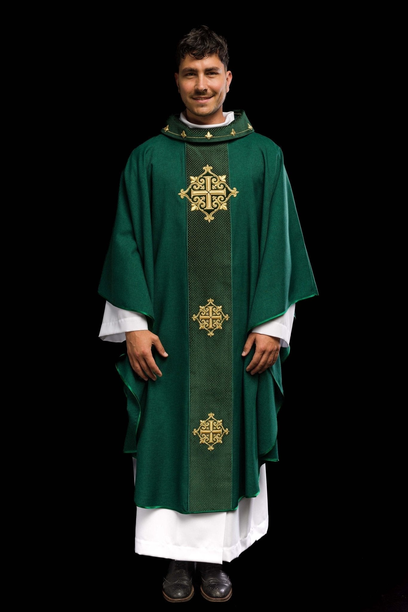 Chasuble embroidered with Green Cross LE/7030/01 - HAFTINAUSA.COM