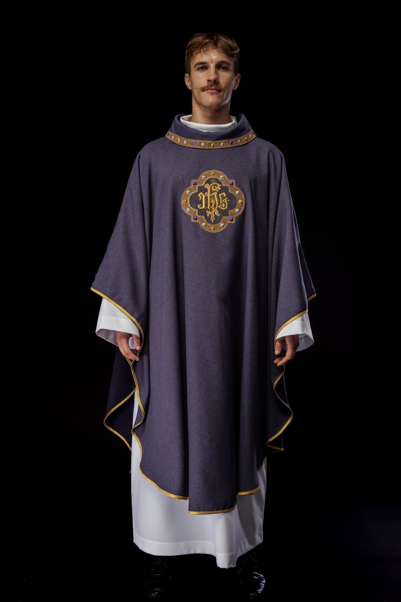 Chasuble IHS embroidered collar in purple S - 7073 - 03 - 70 - HAFTINAUSA.COM