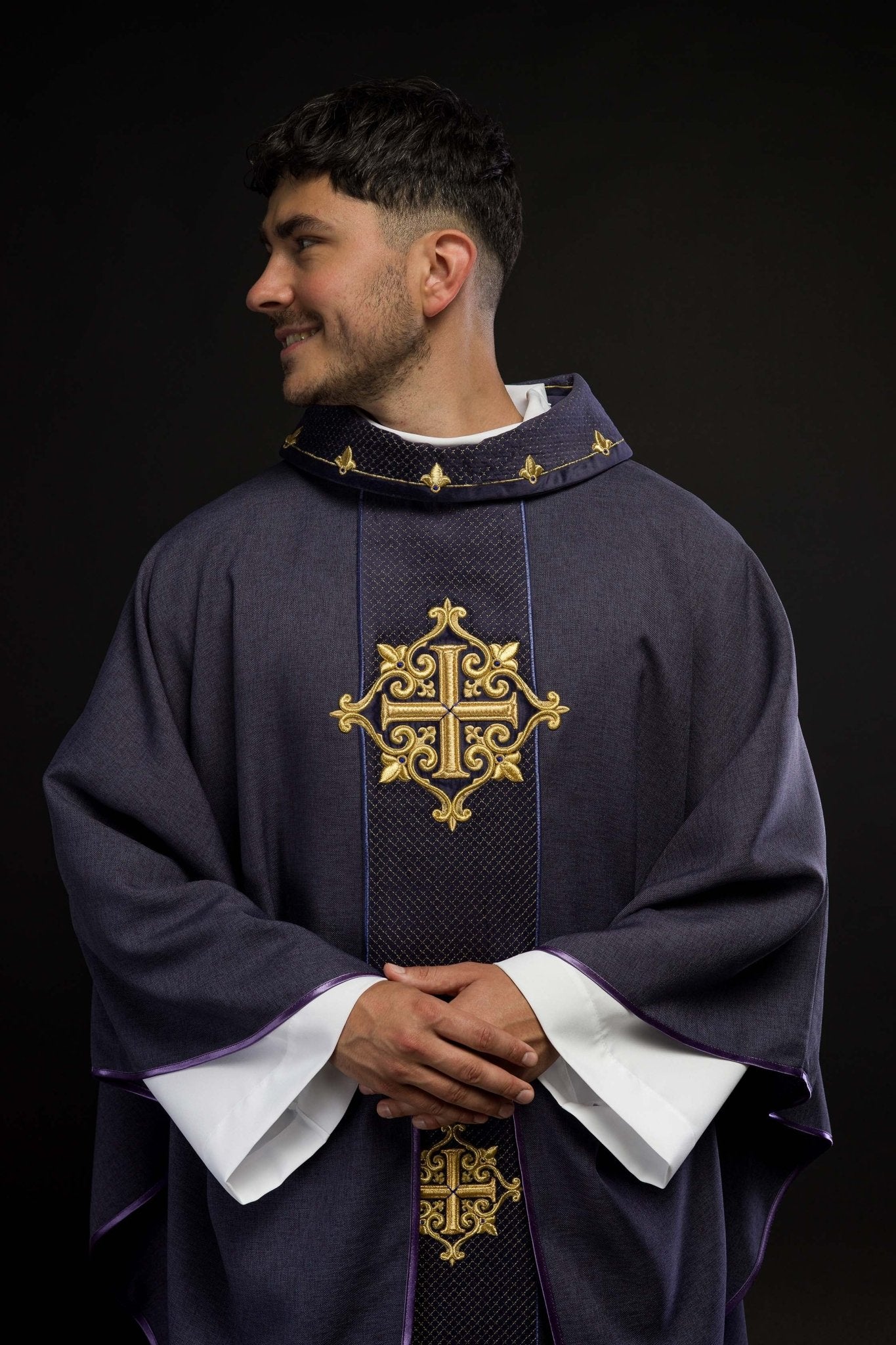 Chasuble with Velvet Purple Band and Cross Embroidery LE/7030/03 - HAFTINAUSA.COM