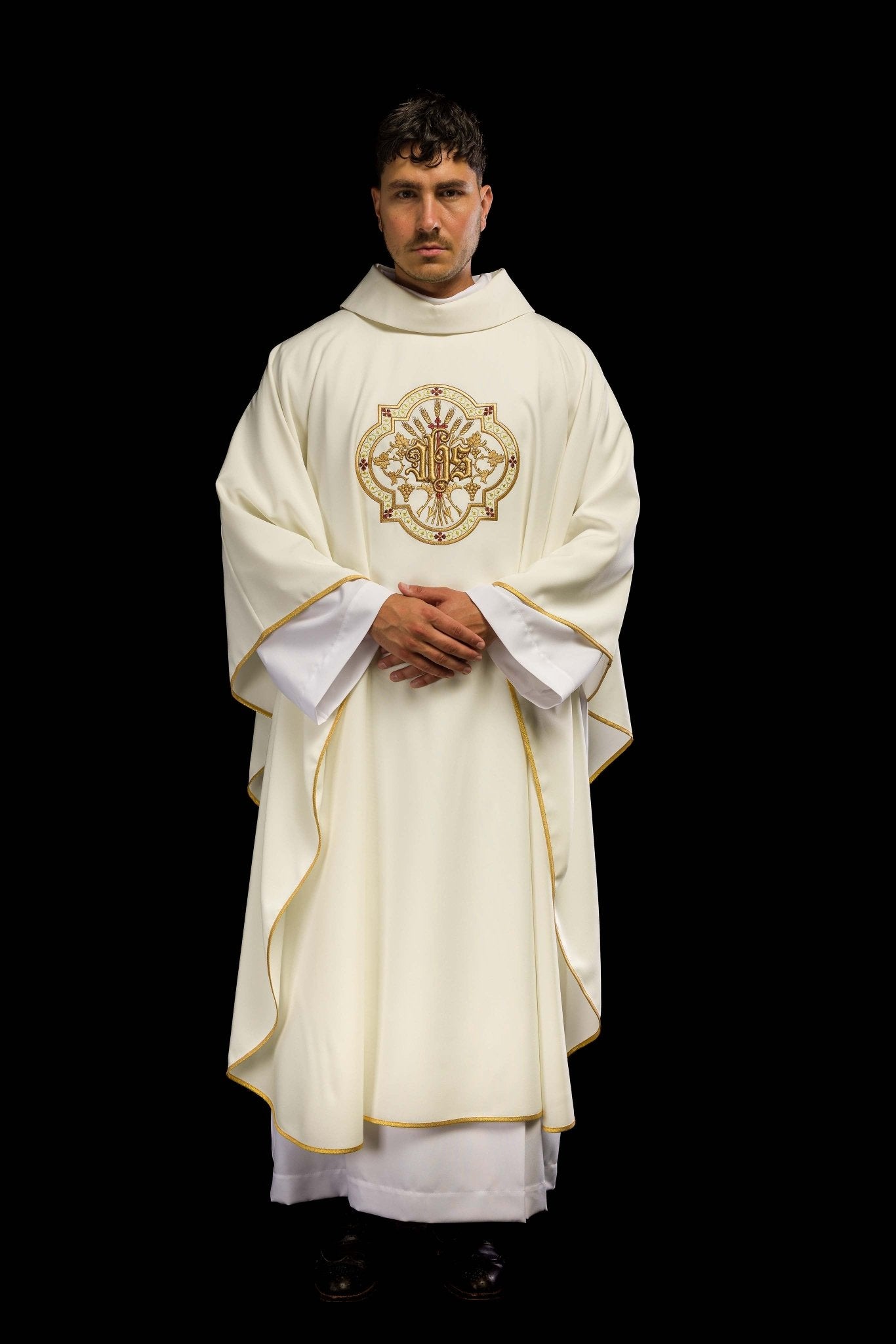 Cream chasuble with IHS and PAX embroidery KOR/119/05/01 ECRU - HAFTINAUSA.COM