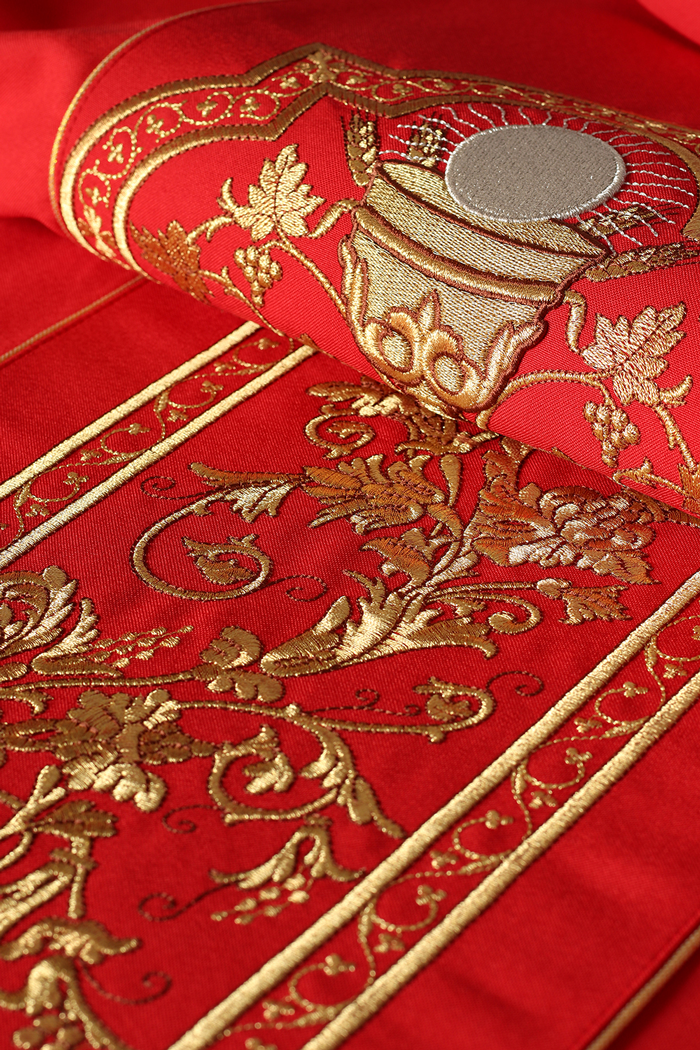 Red chasuble with the symbol of the Eucharistic Chalice