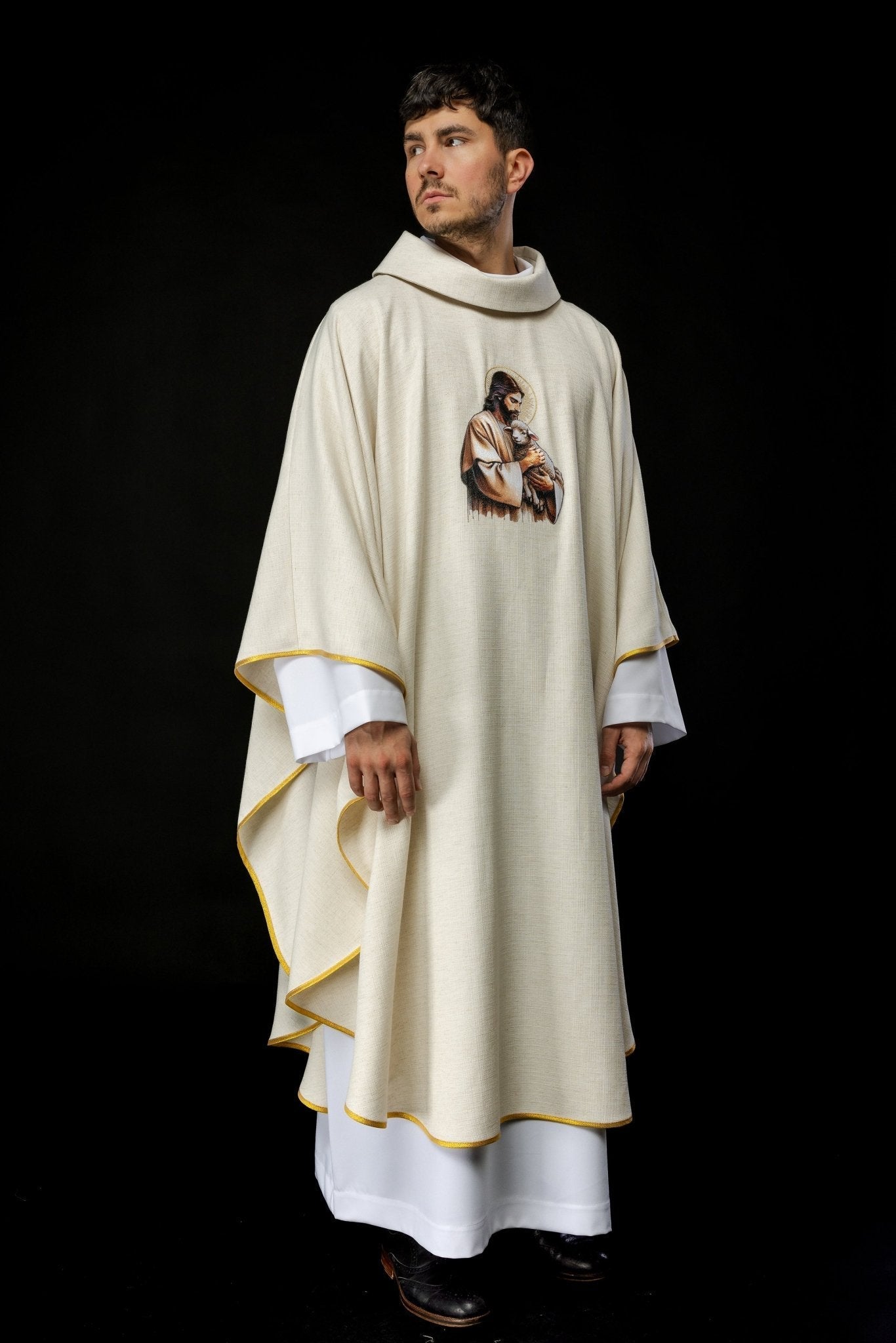 Ecru chasuble with image of Jesus the Good Shepherd with Lamb KOW2/028/05/49 - HAFTINAUSA.COM
