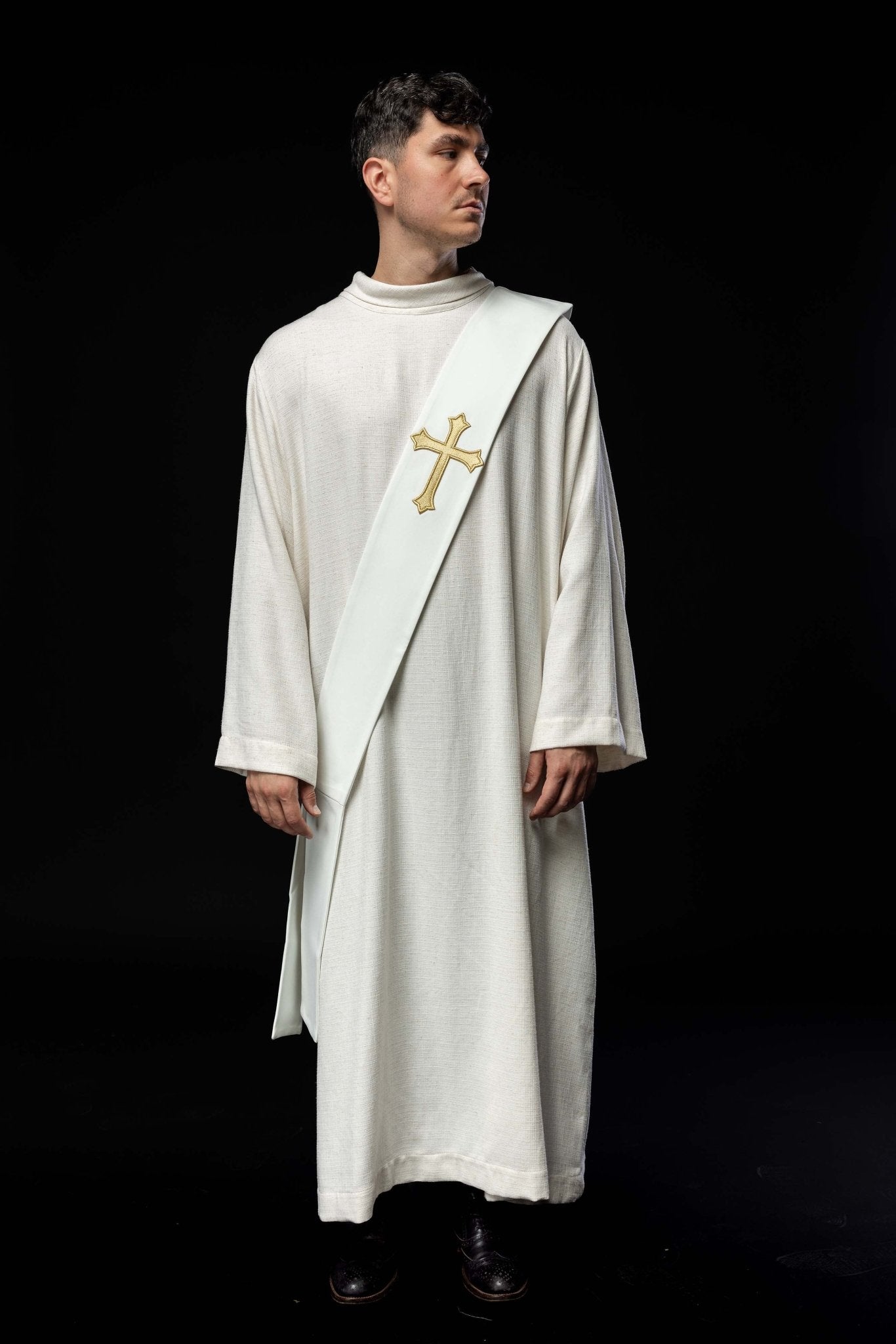 Ecru Deacon stole with a Cross KSD/133/05/01 ECRU - HAFTINAUSA.COM