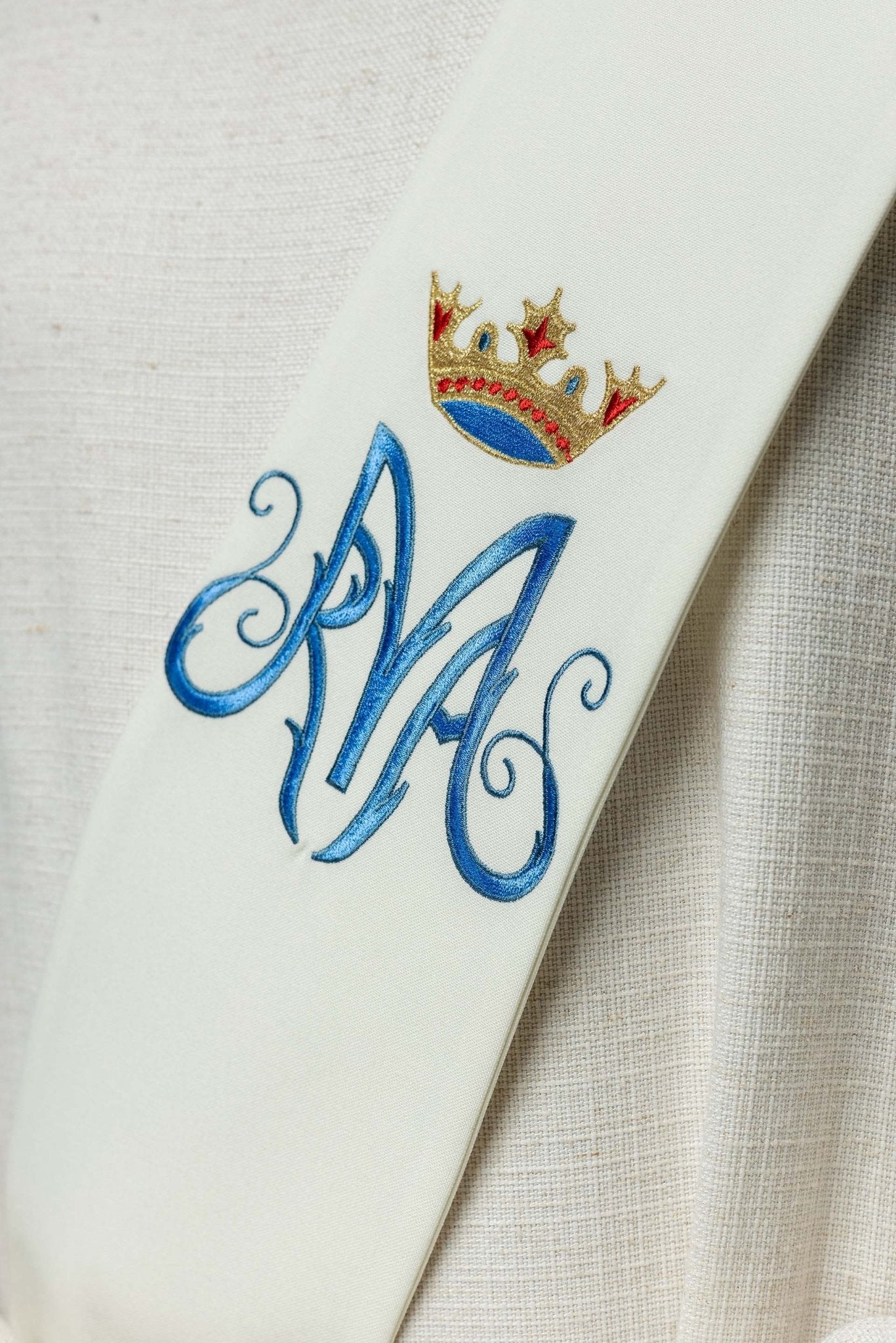 Ecru Deacon stole with Marian embroidery KSD/136/05/01 ECRU - HAFTINAUSA.COM